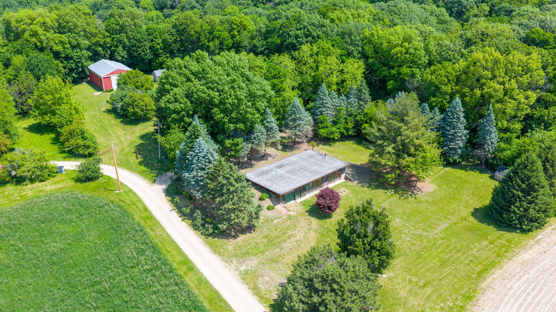 8076 White Oak Road, Magnolia, IL 61336