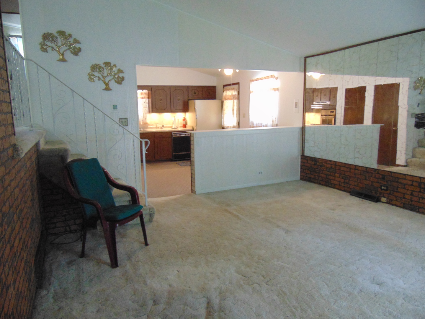 2202 Saint Francis Avenue, Joliet, IL 60436