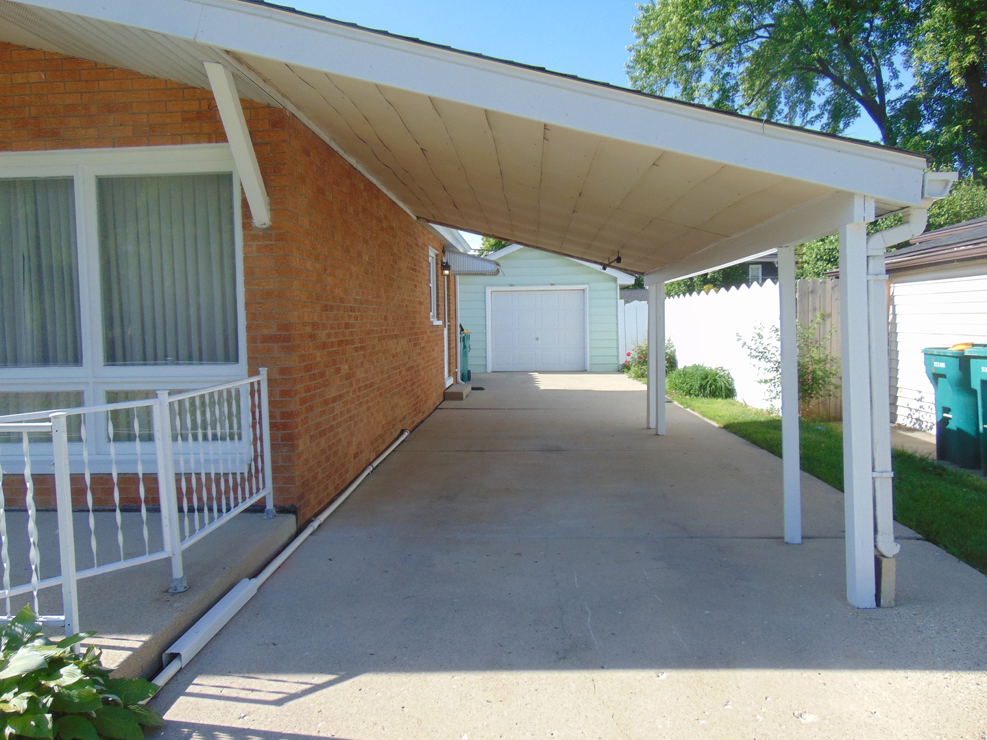 2202 Saint Francis Avenue, Joliet, IL 60436