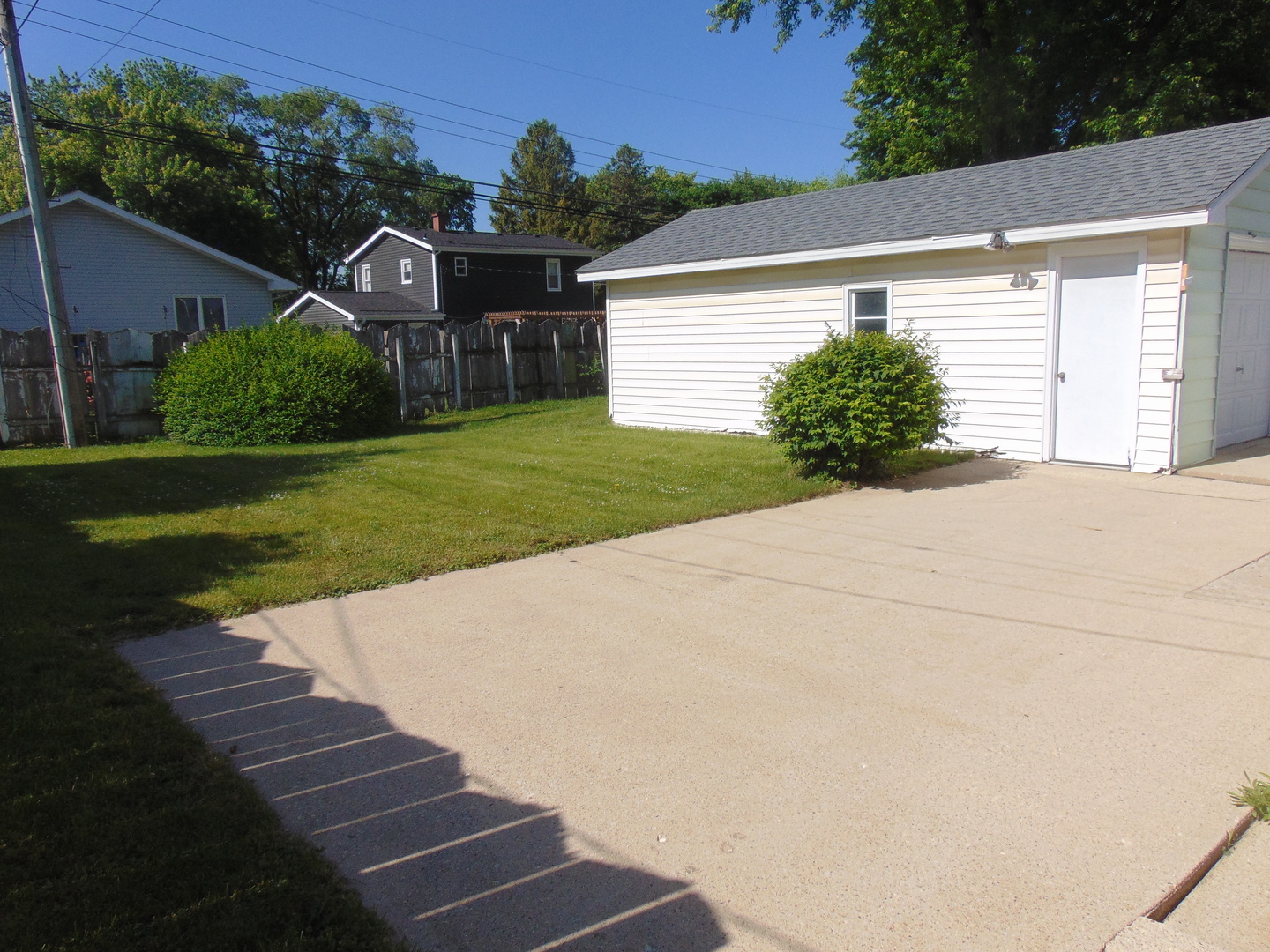 2202 Saint Francis Avenue, Joliet, IL 60436