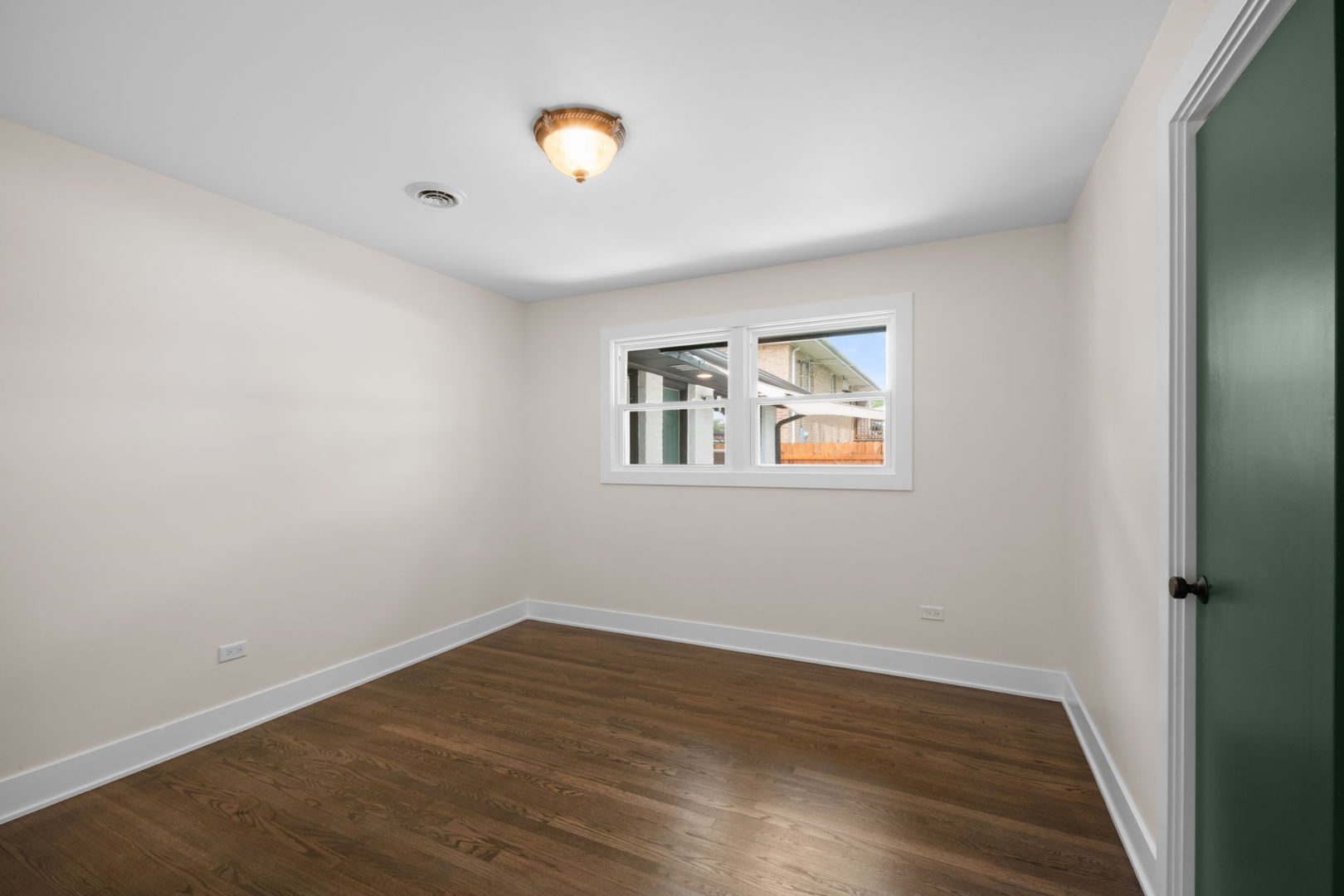 515 E 168th Place, South Holland, IL 60473