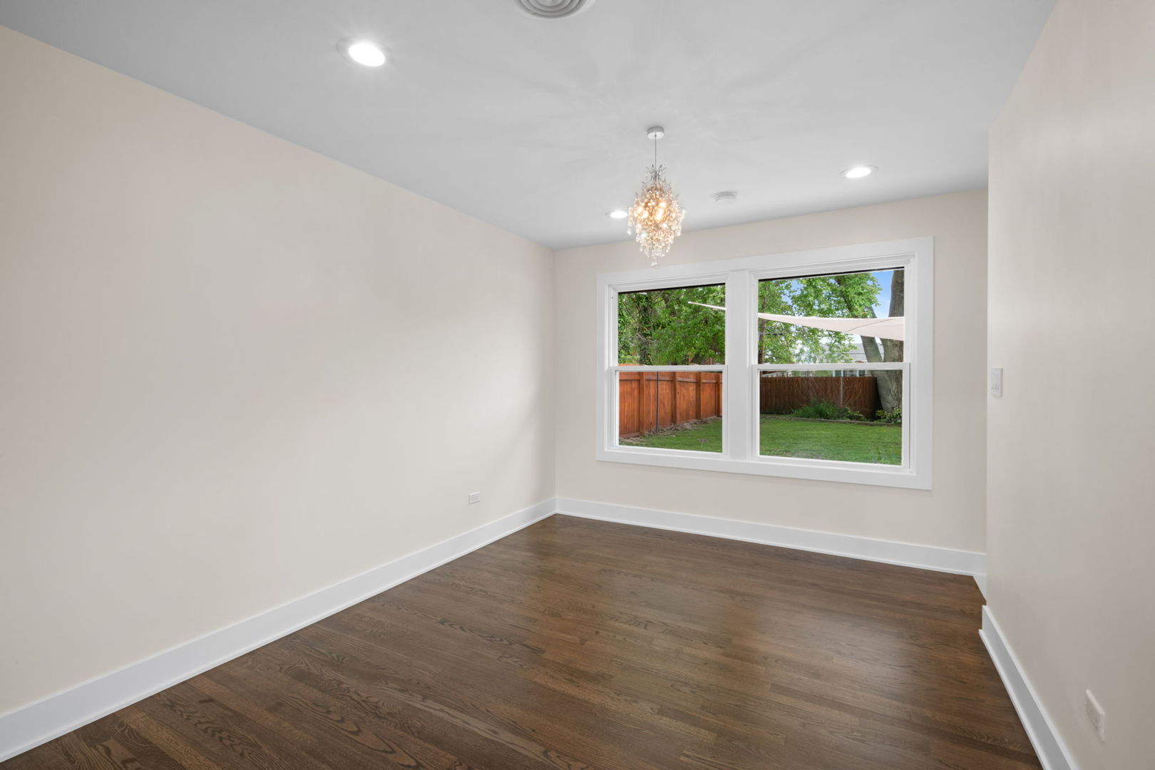 515 E 168th Place, South Holland, IL 60473