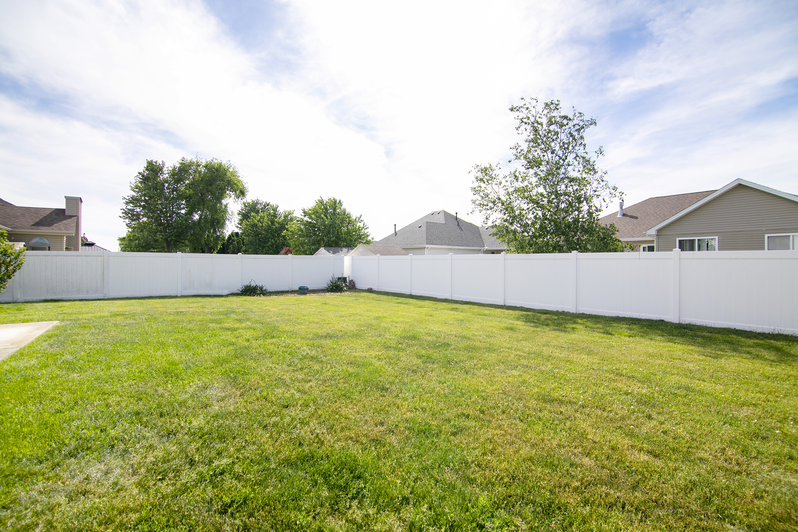 932 Coyote Trail, Manteno, IL 60950