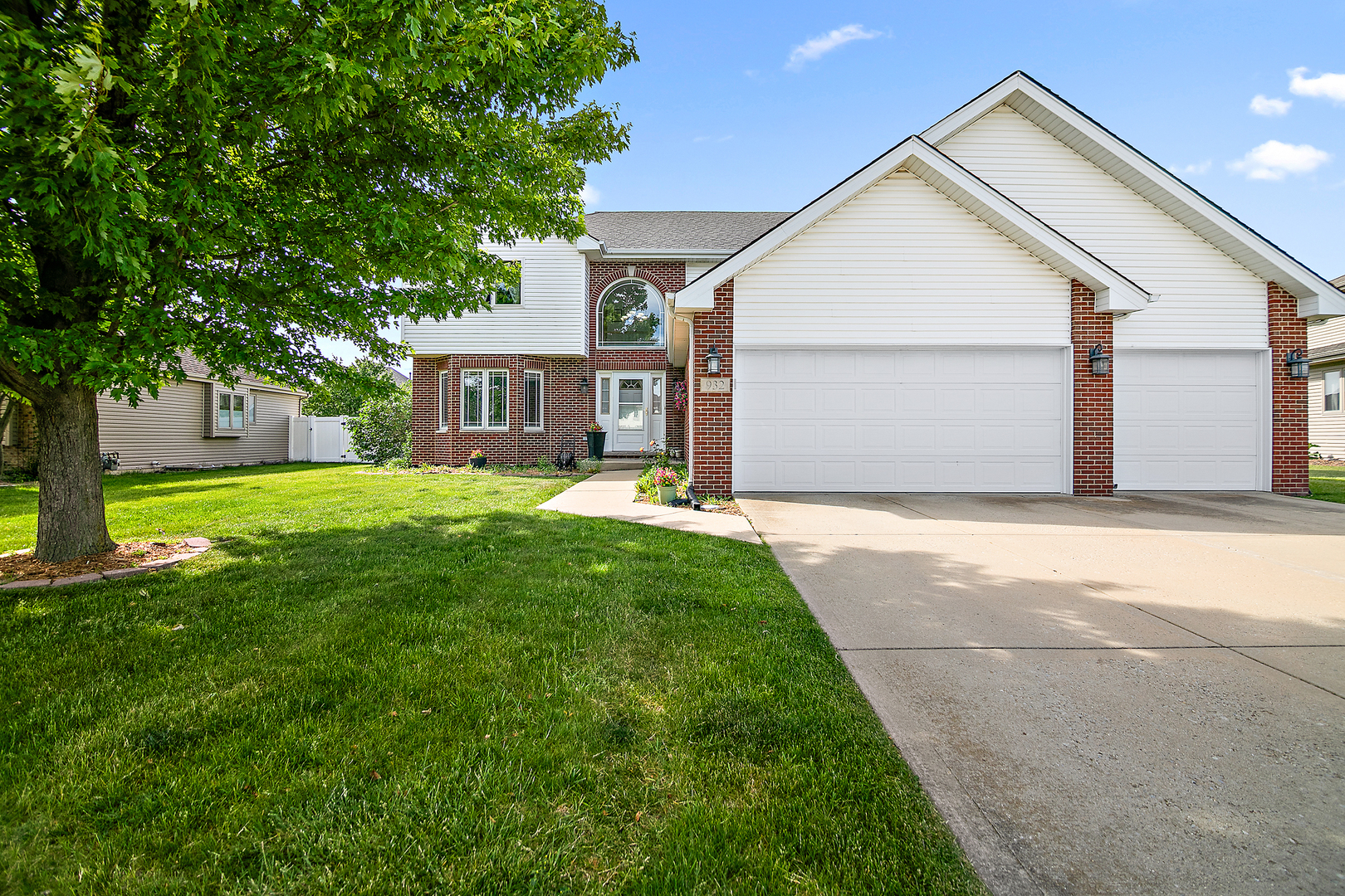 932 Coyote Trail, Manteno, IL 60950