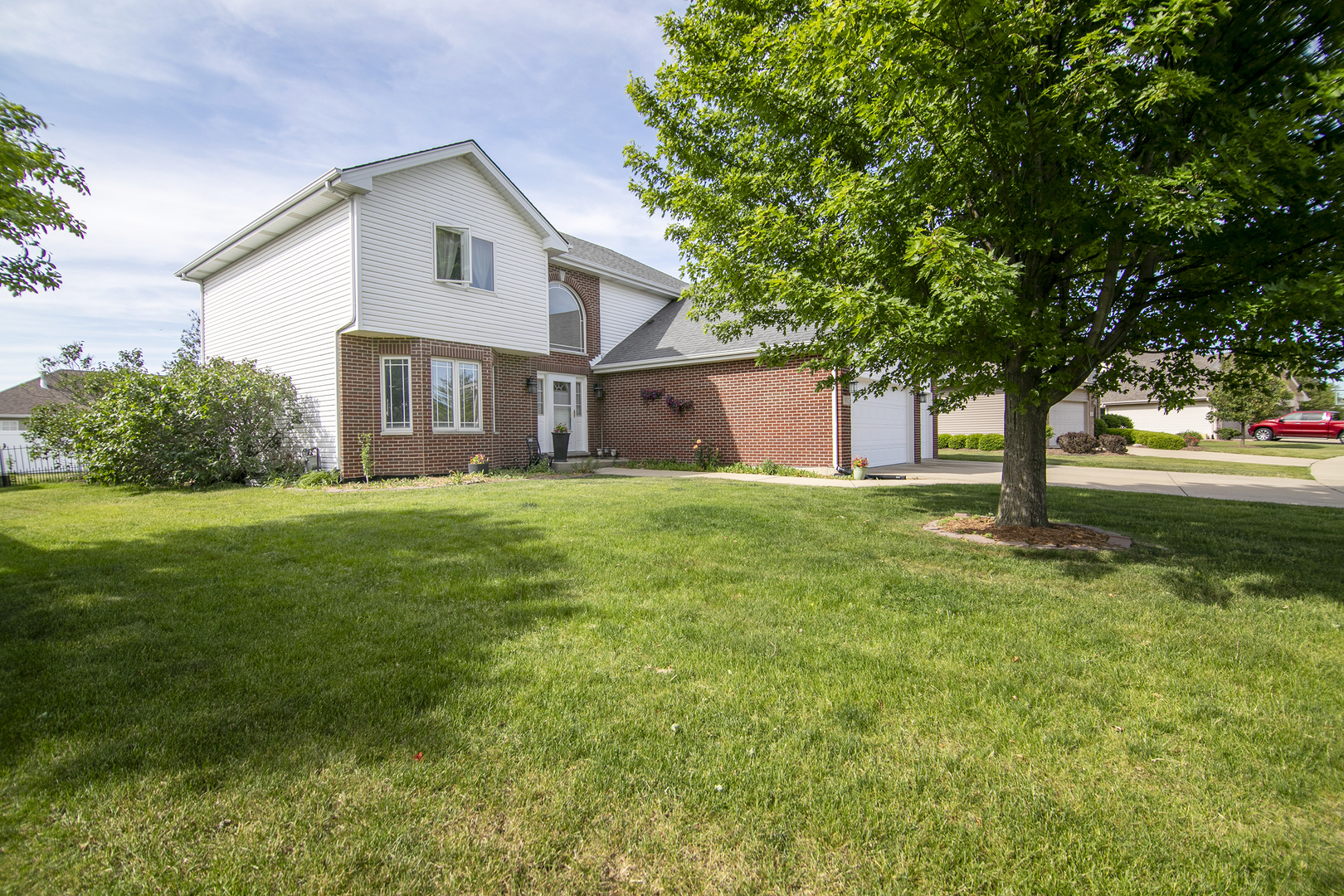 932 Coyote Trail, Manteno, IL 60950