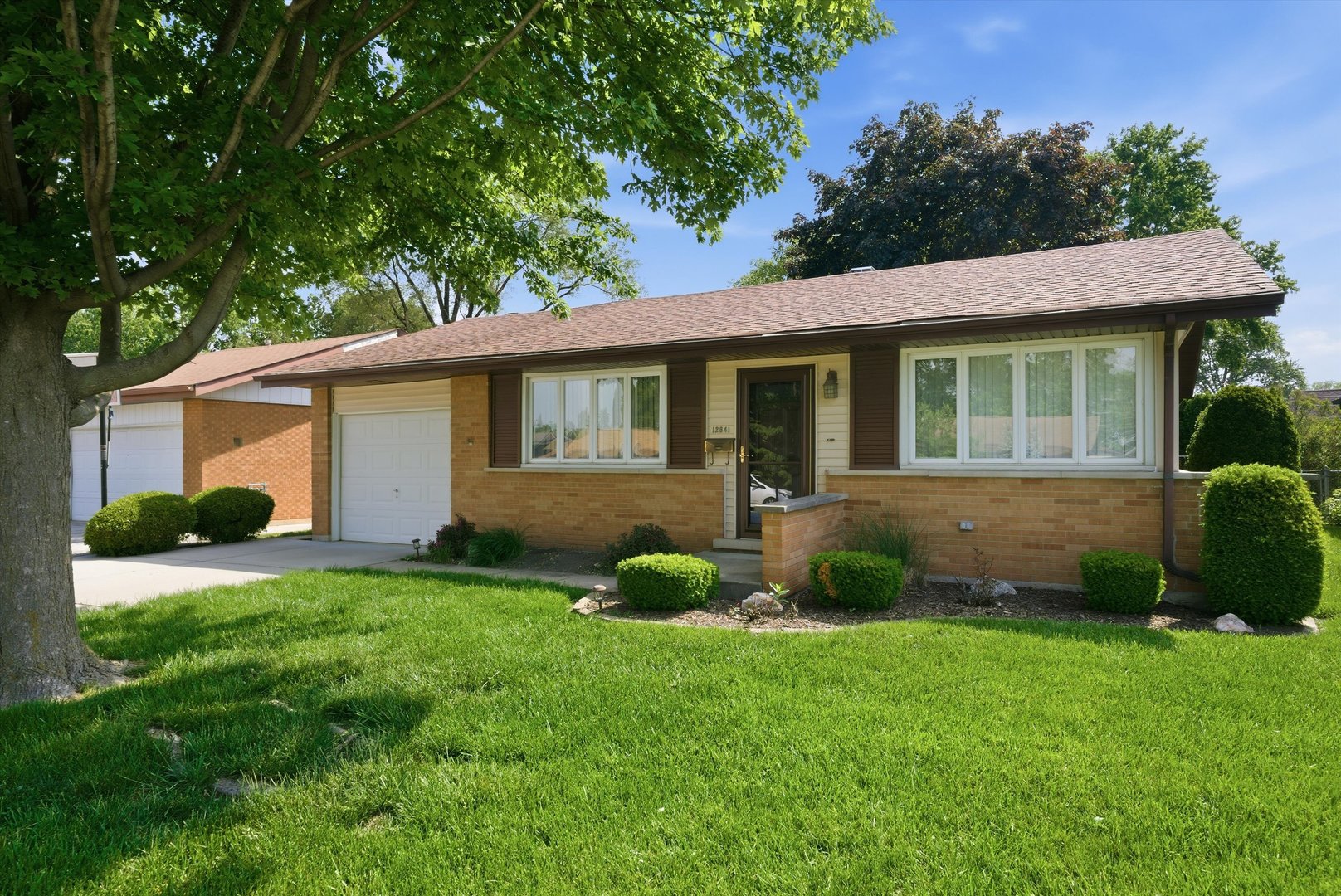 12841 Terrace Lane, Crestwood, IL 60418