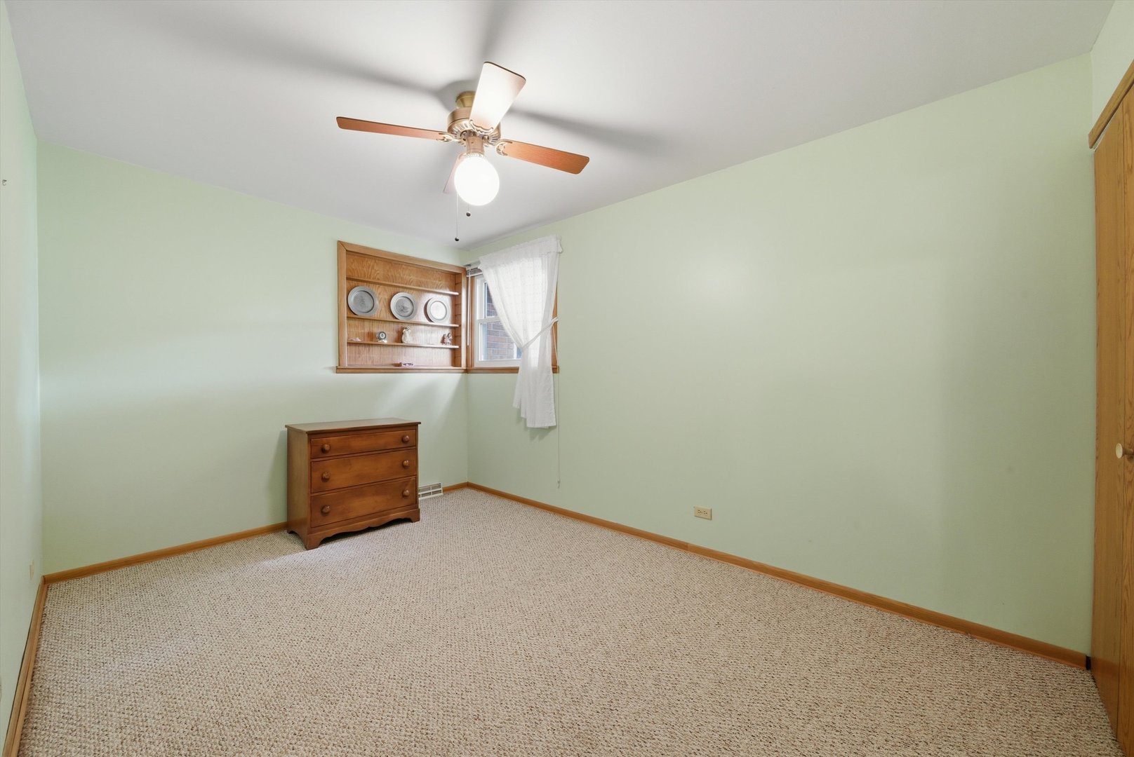 12841 Terrace Lane, Crestwood, IL 60418