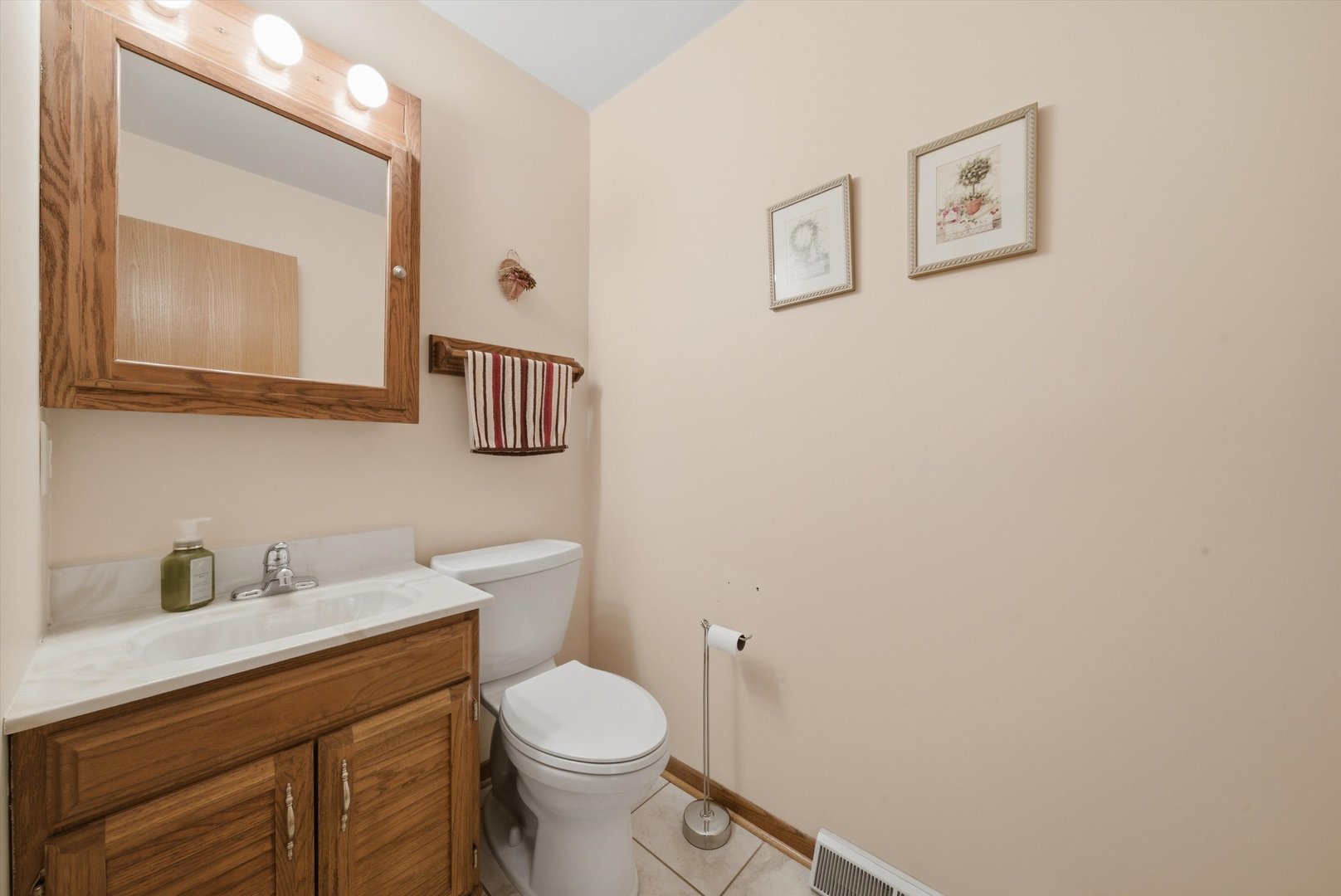 12841 Terrace Lane, Crestwood, IL 60418