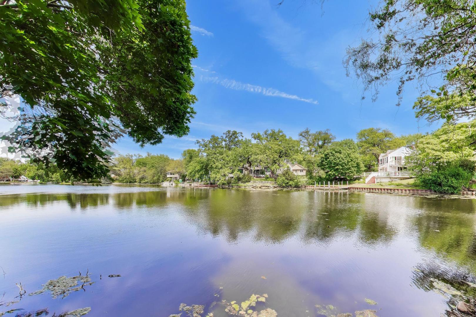 212 Island Drive, Island Lake, IL 60042