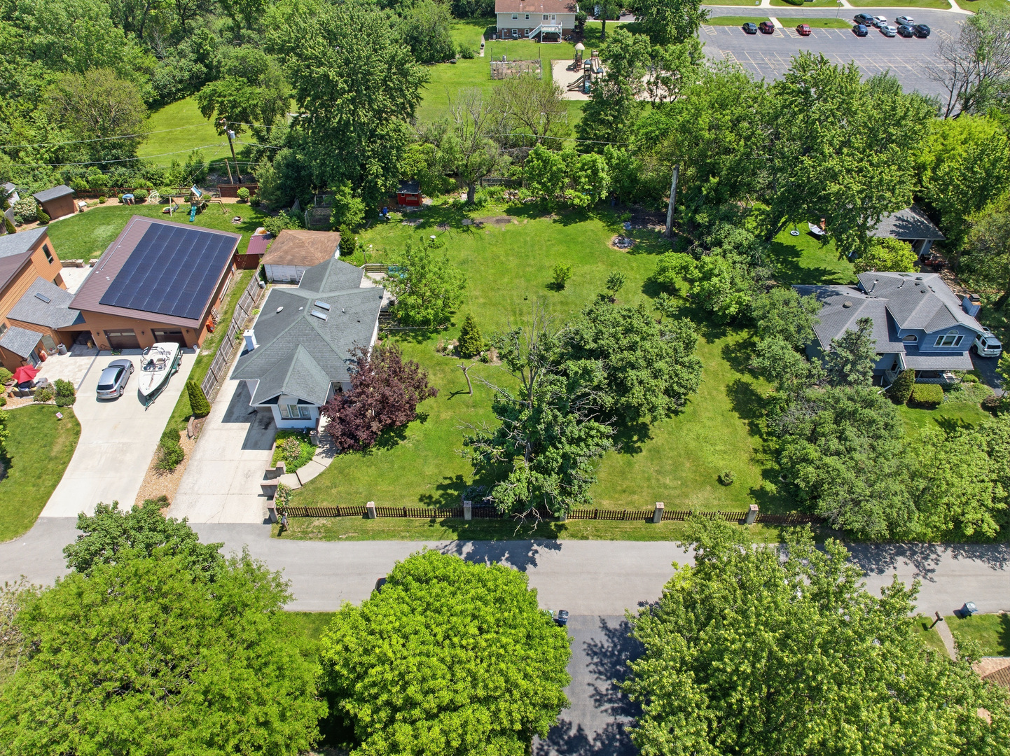 5505 Fairhaven Court, Downers Grove, IL 60515