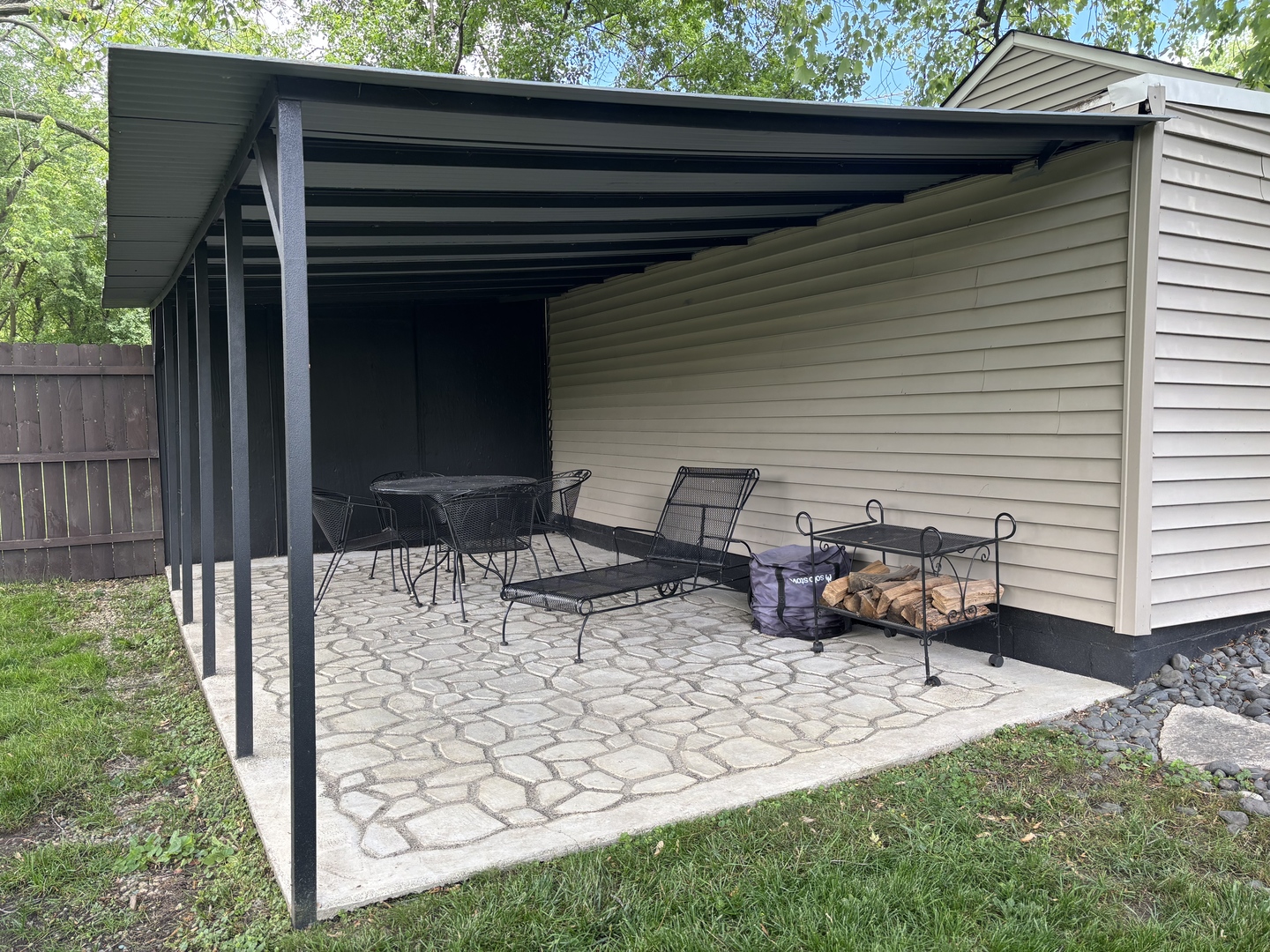 490 Grove Avenue, Wood Dale, IL 60191