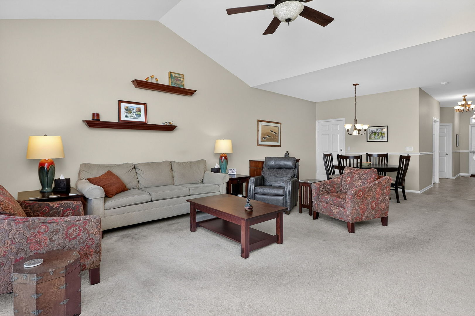 1574 SEDONA Avenue, Aurora, IL 60504
