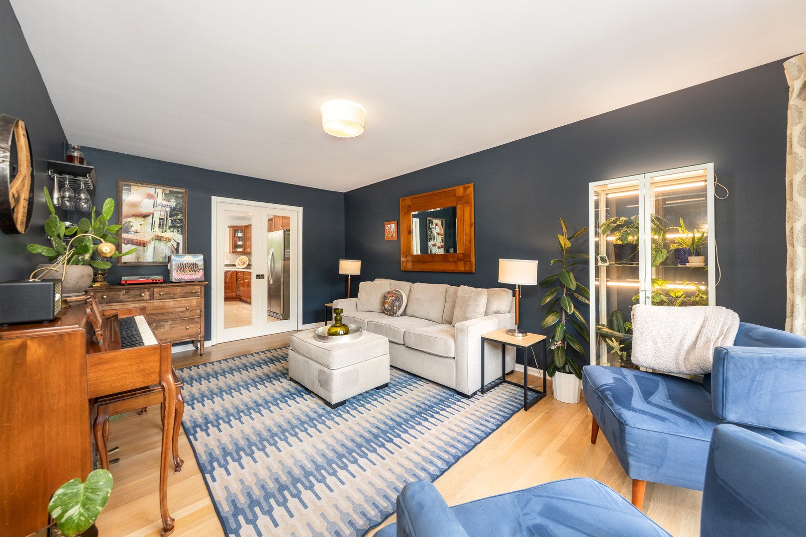 5419 Grand Avenue, Downers Grove, IL 60515