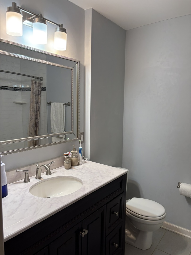 609 W Gartner Road, Naperville, IL 60540