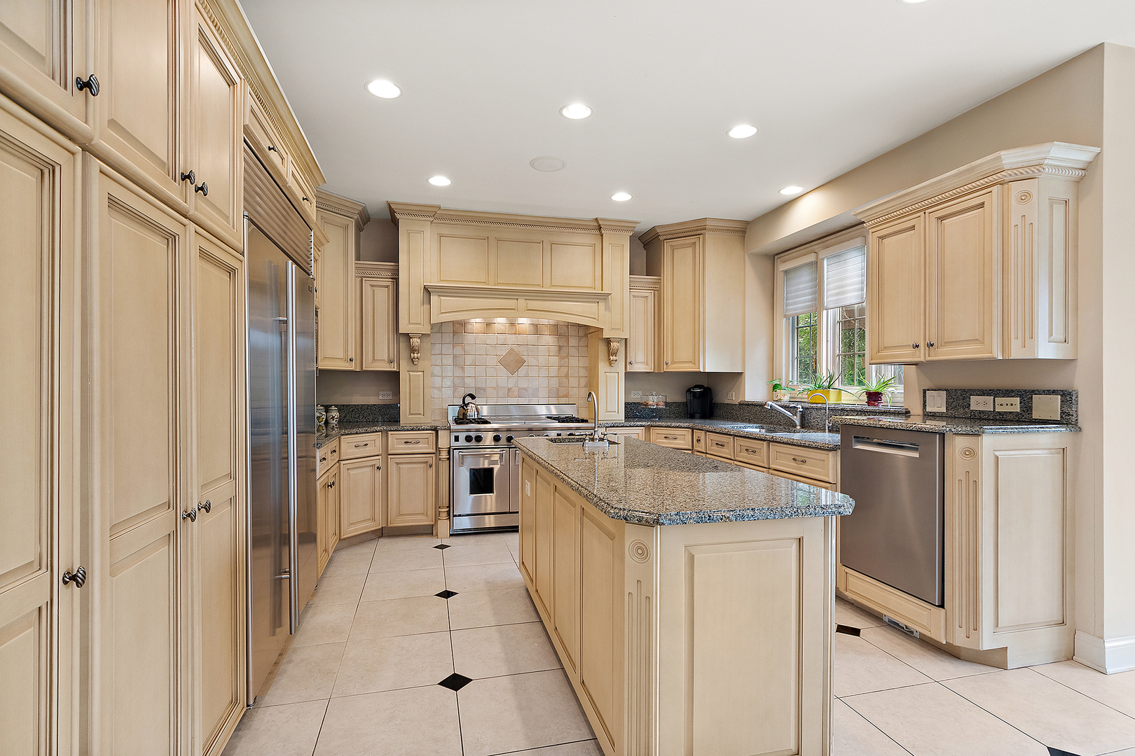 22602 Granite Drive, Frankfort, IL 60423