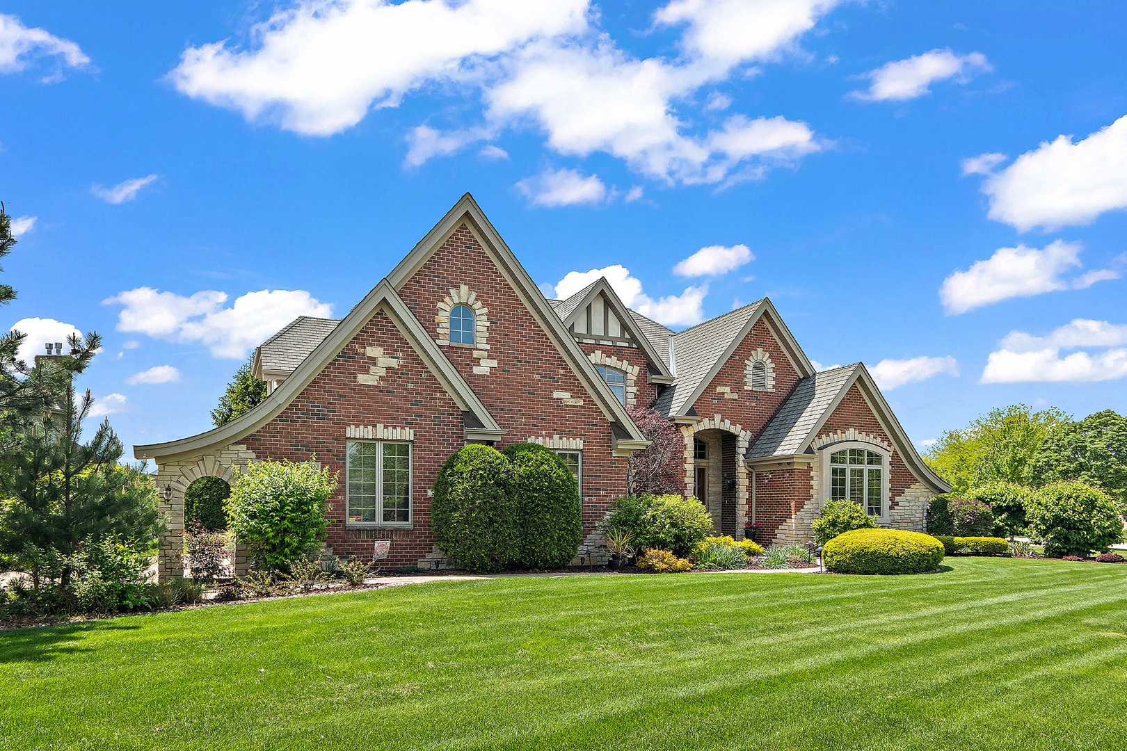 22602 Granite Drive, Frankfort, IL 60423