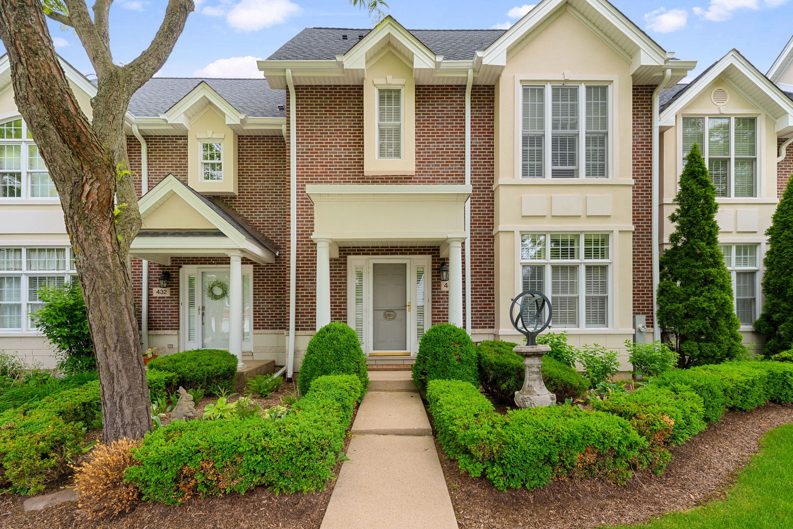 430 Park Avenue, Clarendon Hills, IL 60514