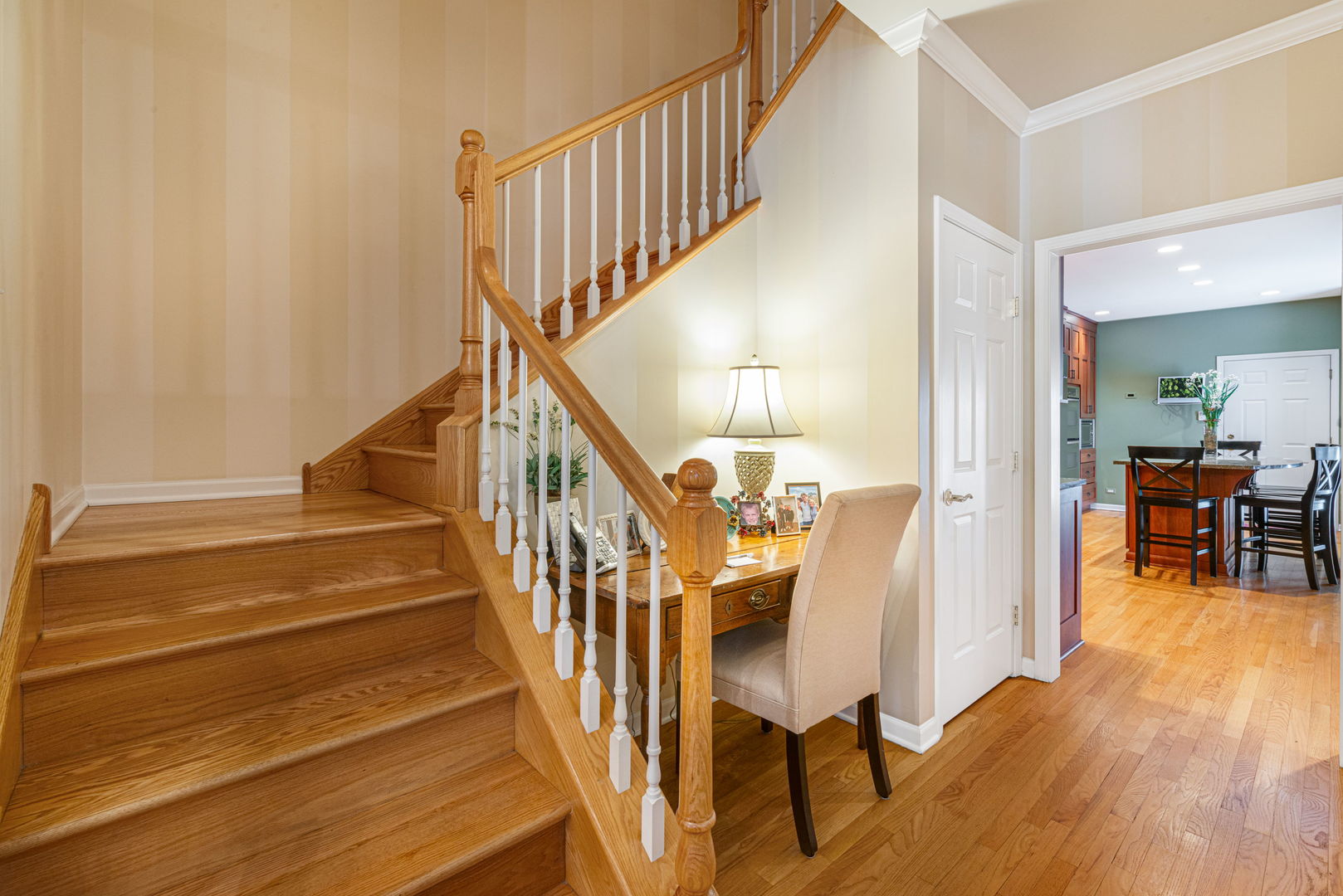 430 Park Avenue, Clarendon Hills, IL 60514