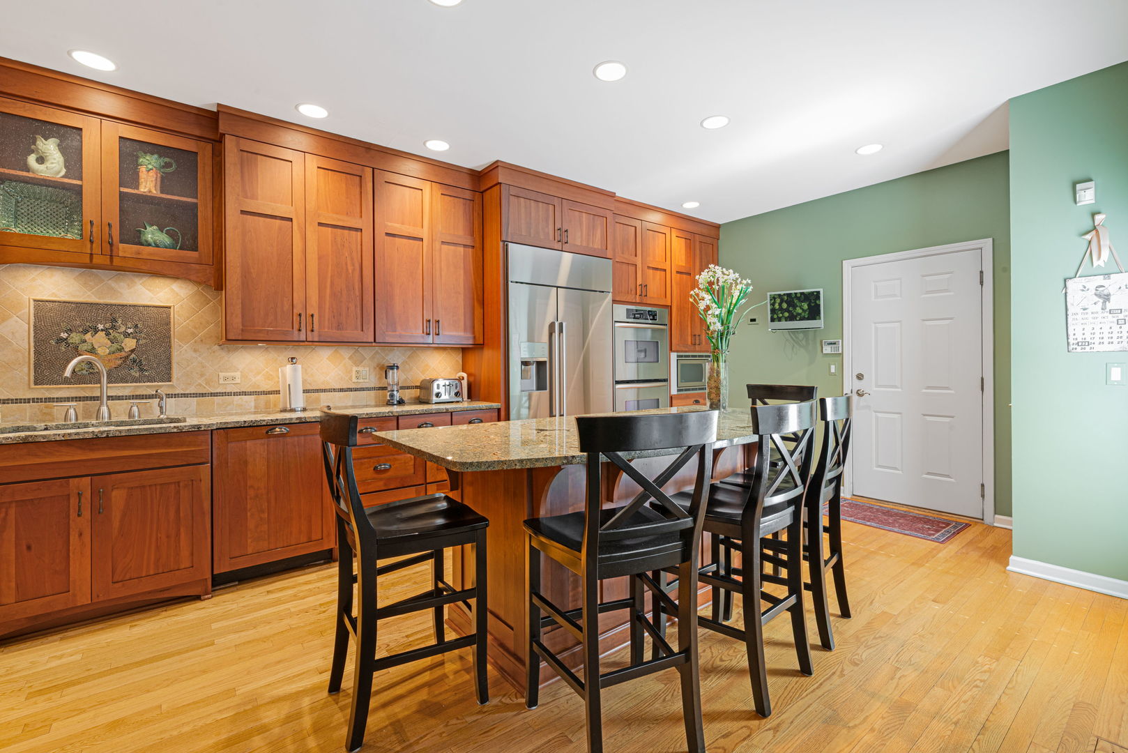 430 Park Avenue, Clarendon Hills, IL 60514
