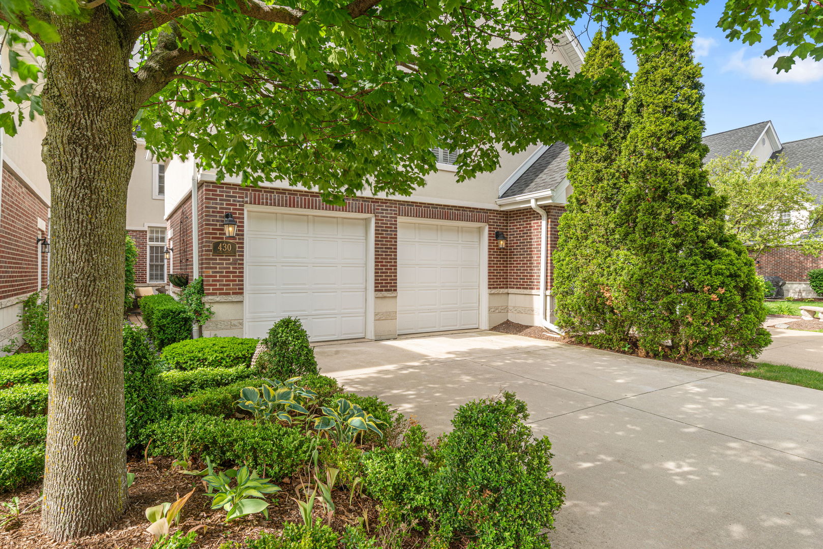 430 Park Avenue, Clarendon Hills, IL 60514