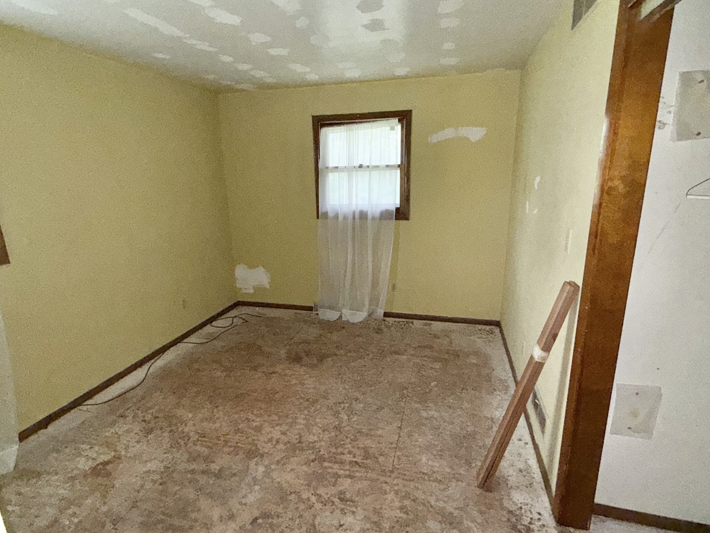 155 S Ottawa Street, Joliet, IL 60436