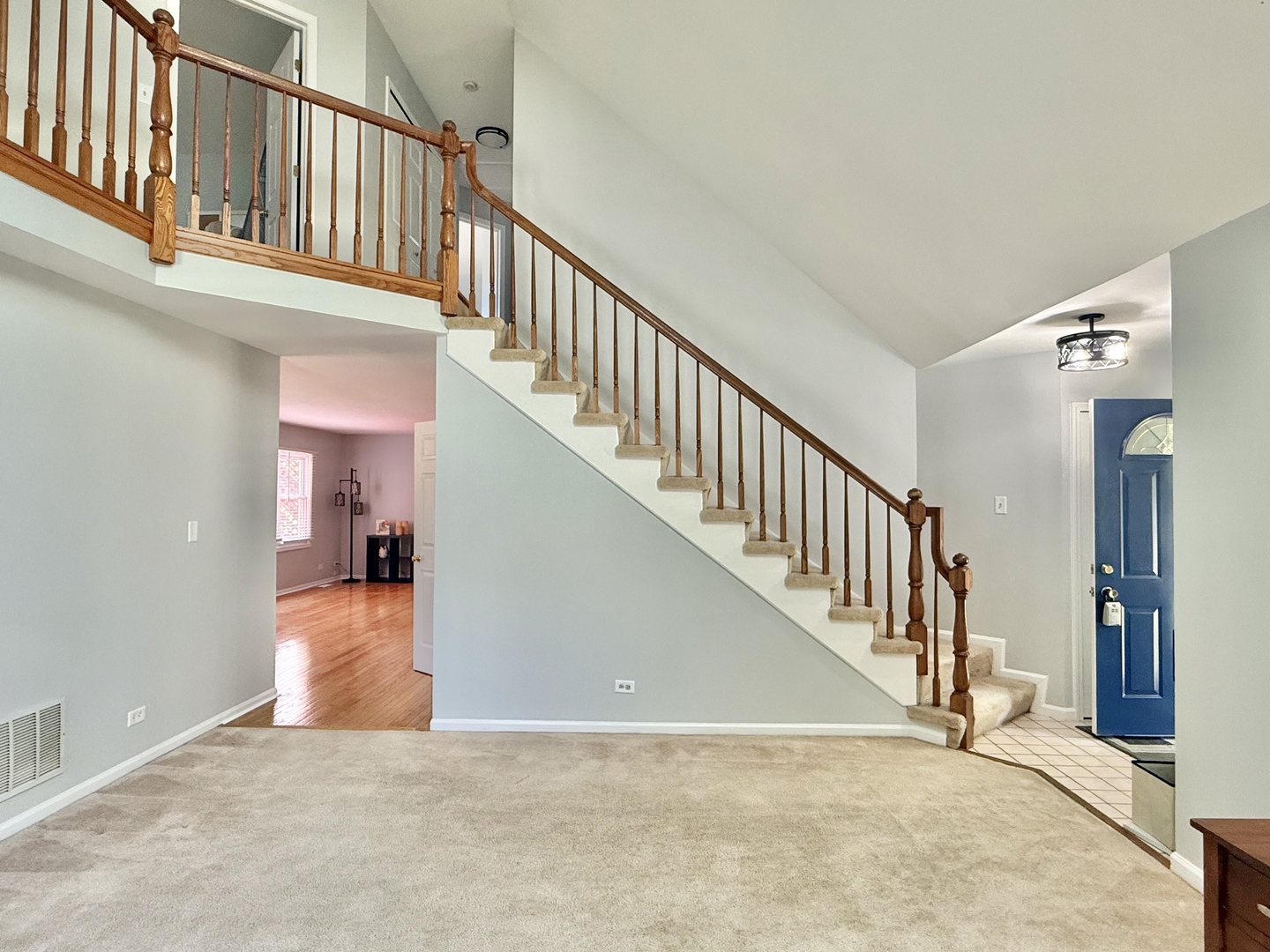 1582 Hinterlong Lane, Naperville, IL 60563