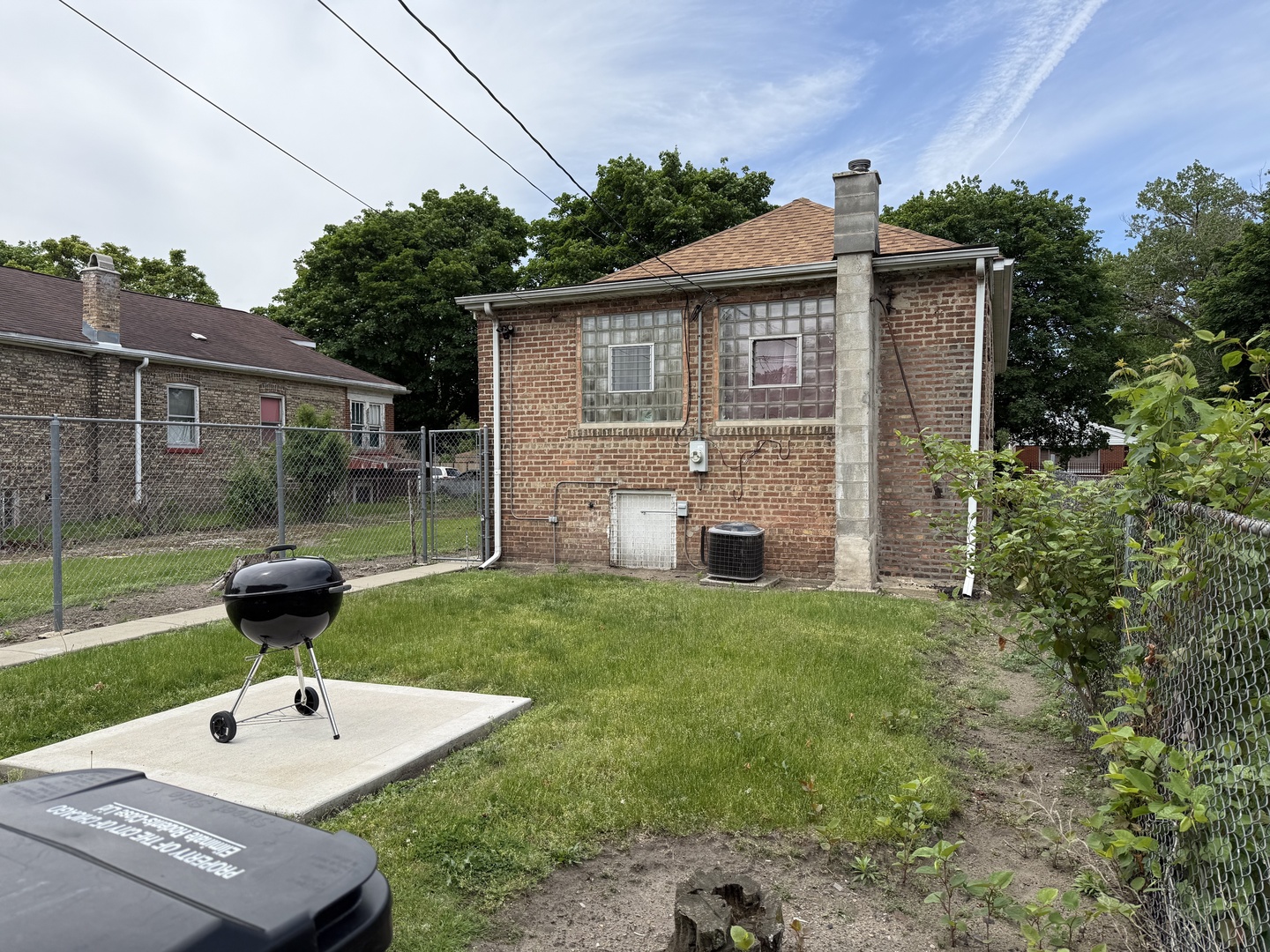 11265 S May Street, Chicago, IL 60643
