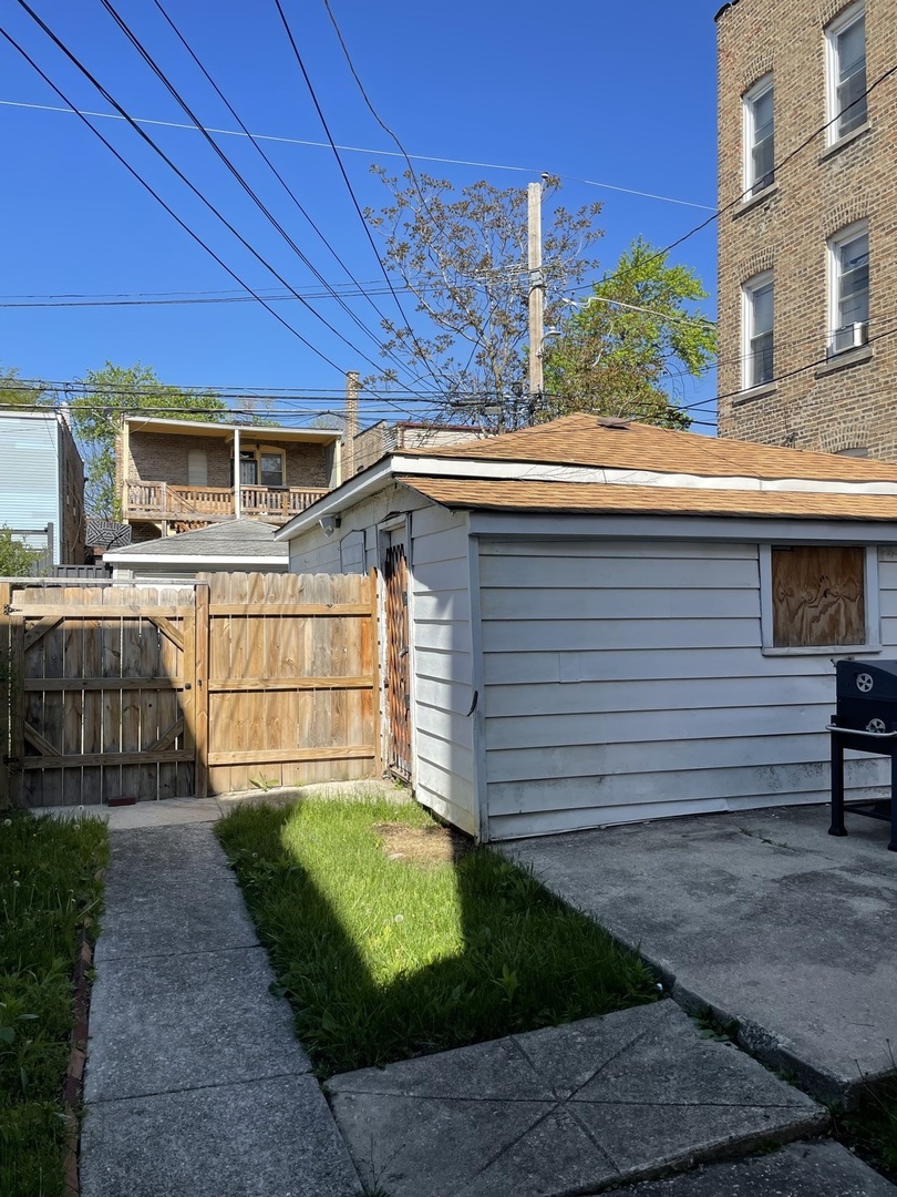 7704 S Carpenter Street, Chicago, IL 60620