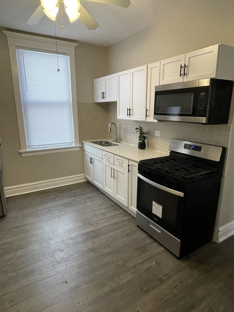 7704 S Carpenter Street, Chicago, IL 60620