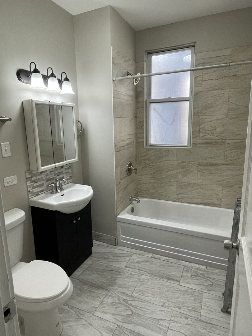 7704 S Carpenter Street, Chicago, IL 60620