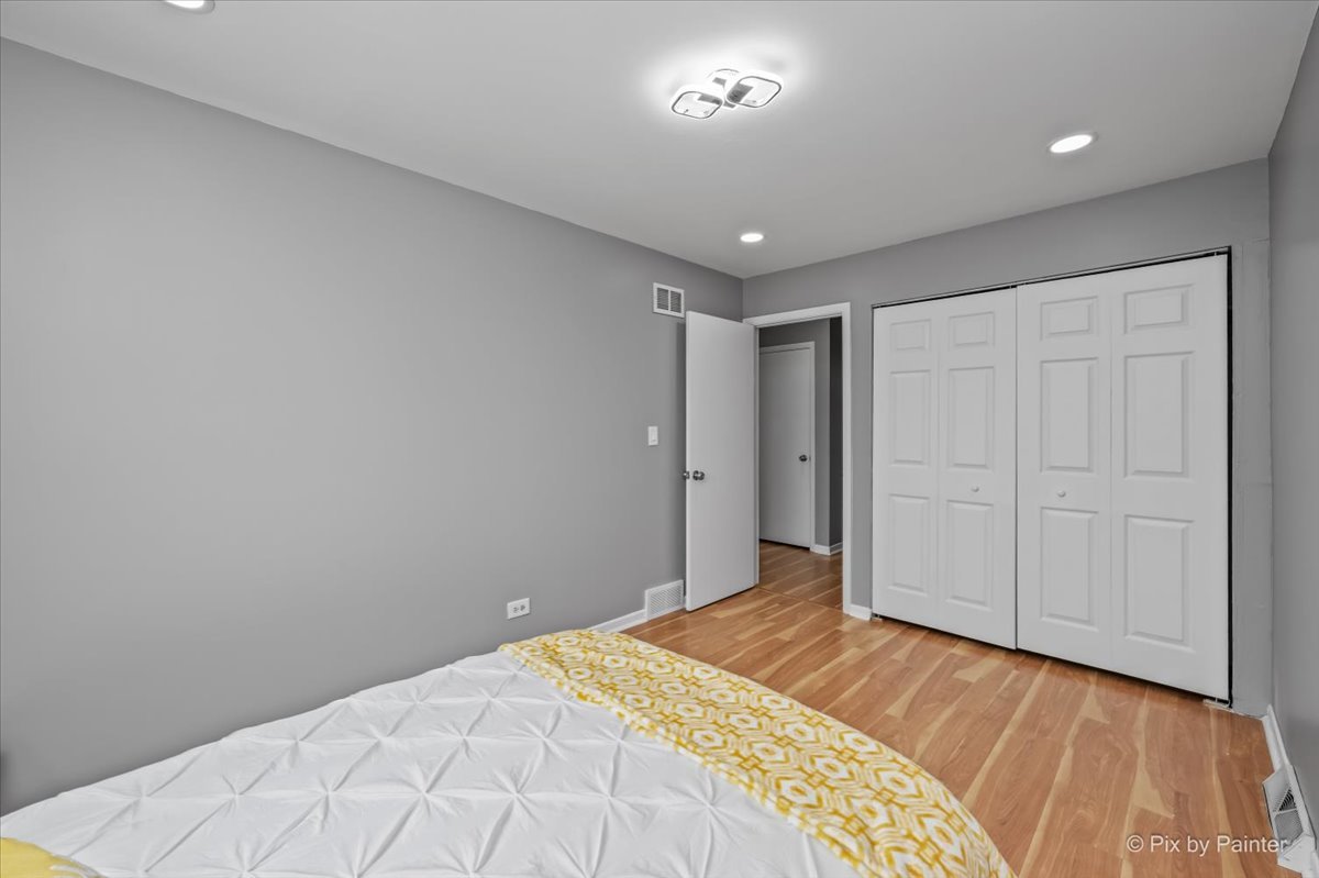 9137 Barberry Lane #9137, Des Plaines, IL 60016