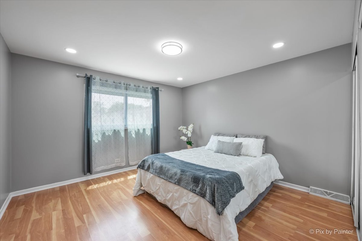9137 Barberry Lane #9137, Des Plaines, IL 60016