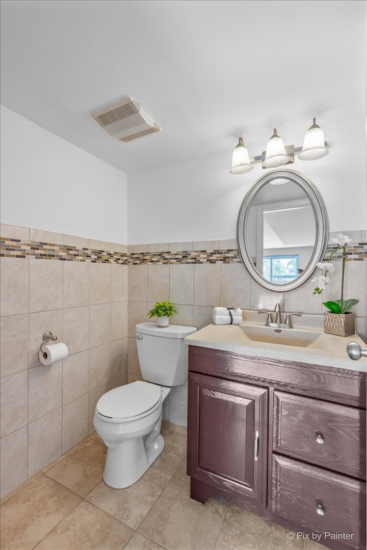 9137 Barberry Lane #9137, Des Plaines, IL 60016