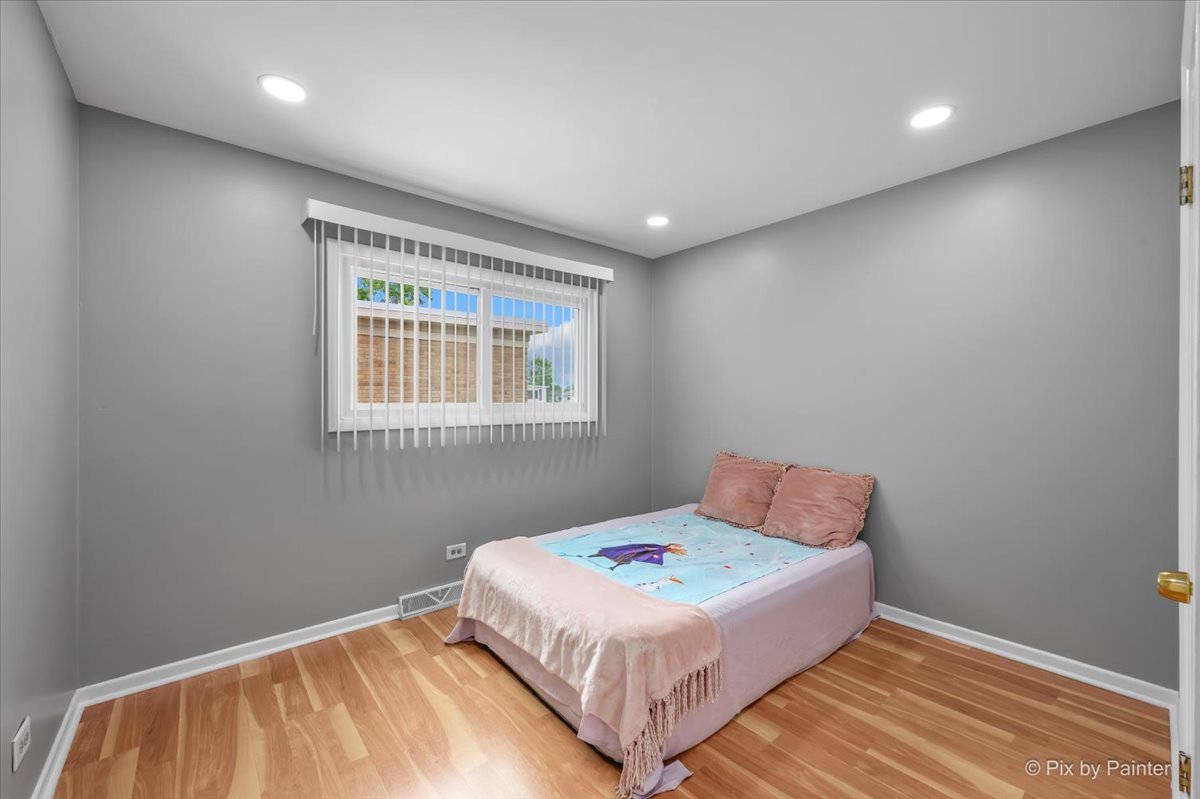 9137 Barberry Lane #9137, Des Plaines, IL 60016