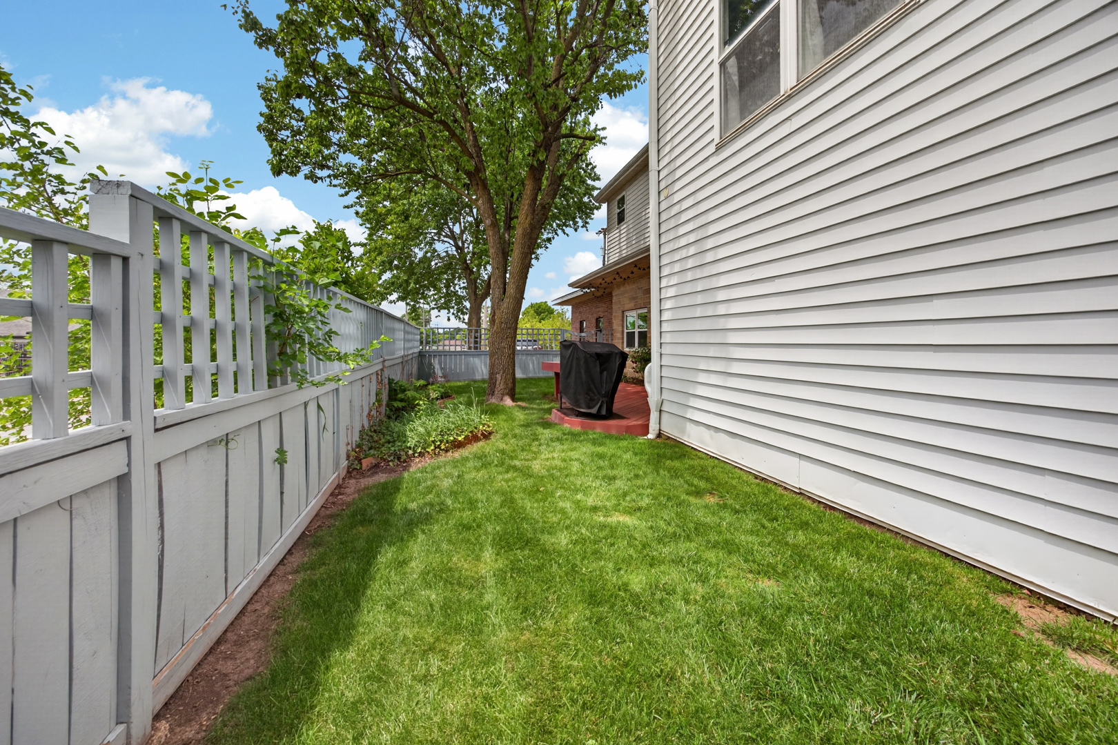 21 Berenz Place, Bloomington, IL 61701
