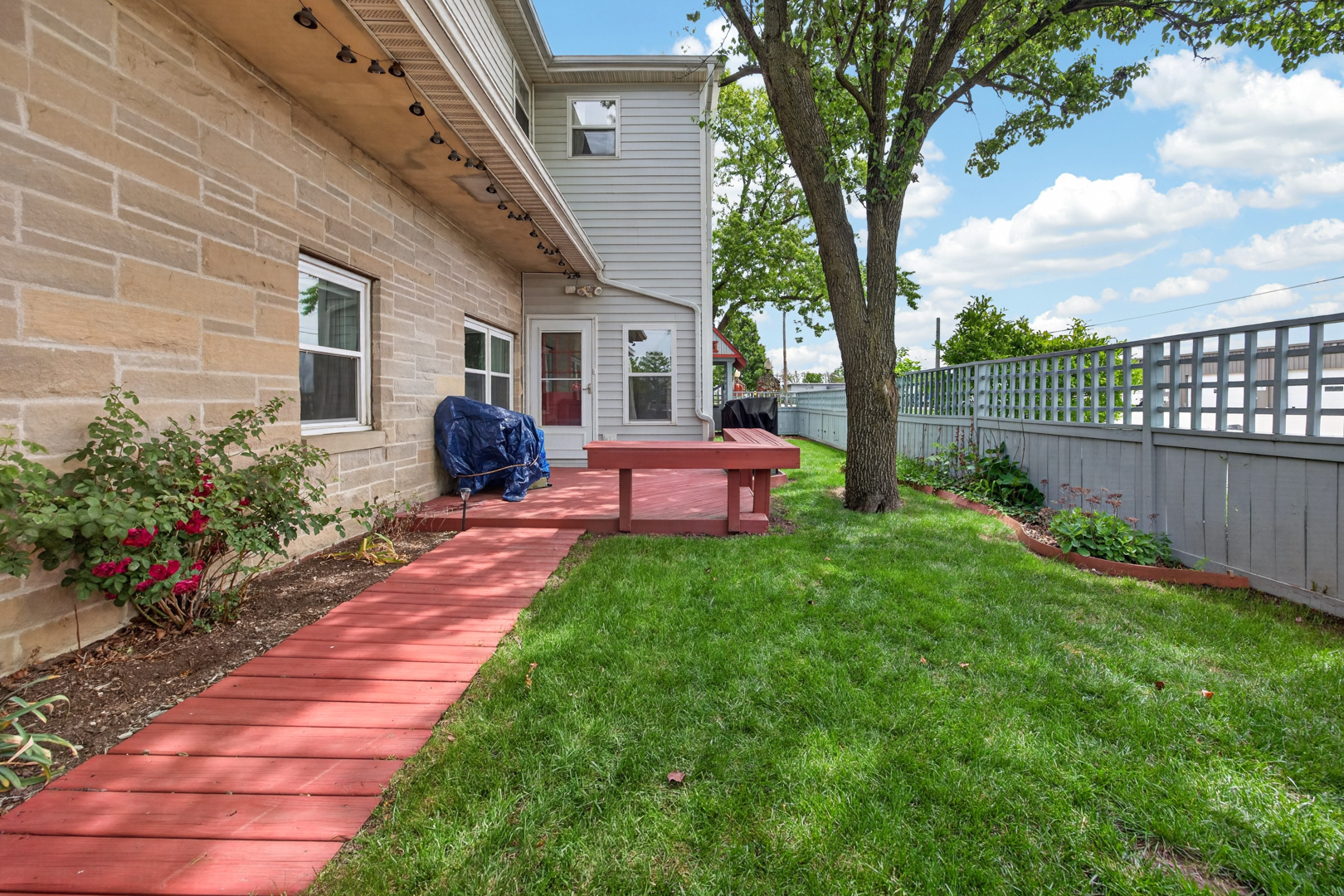 21 Berenz Place, Bloomington, IL 61701