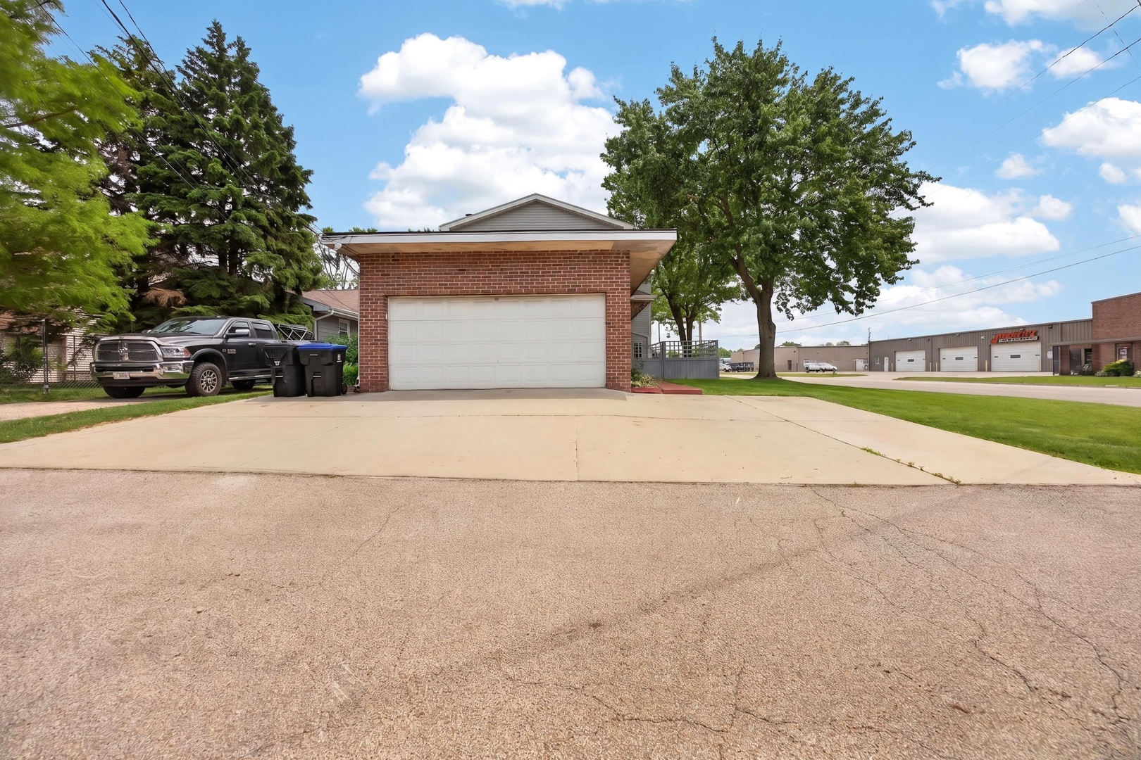 21 Berenz Place, Bloomington, IL 61701