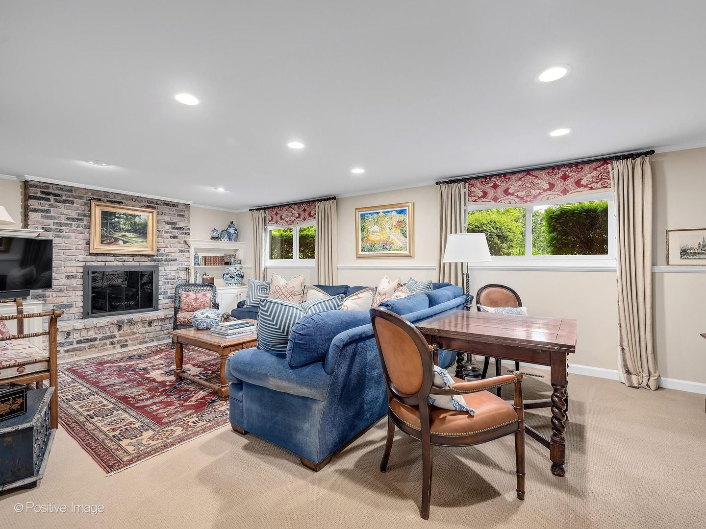 126 Naperville Road, Clarendon Hills, IL 60514