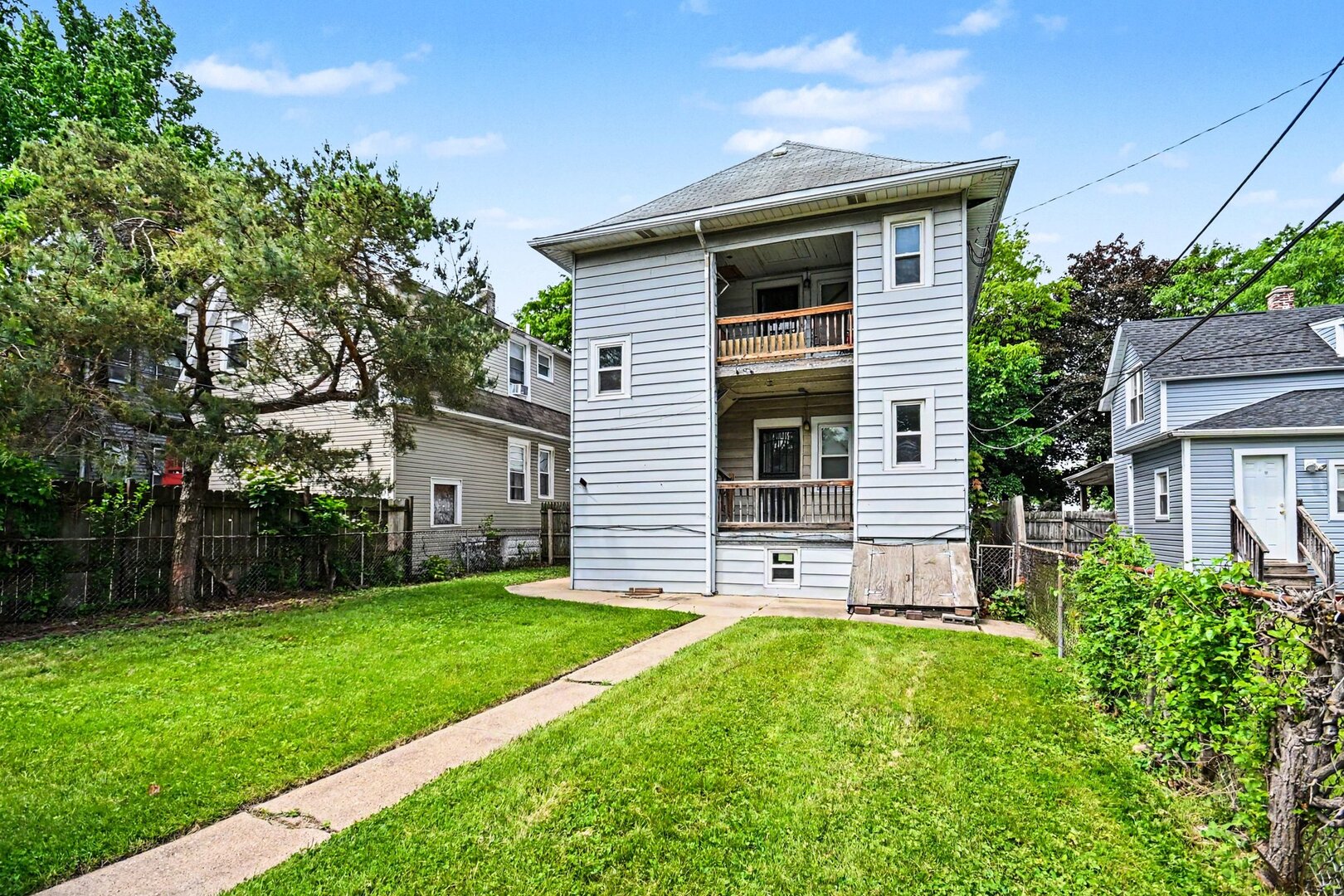 Maywood, IL 60153