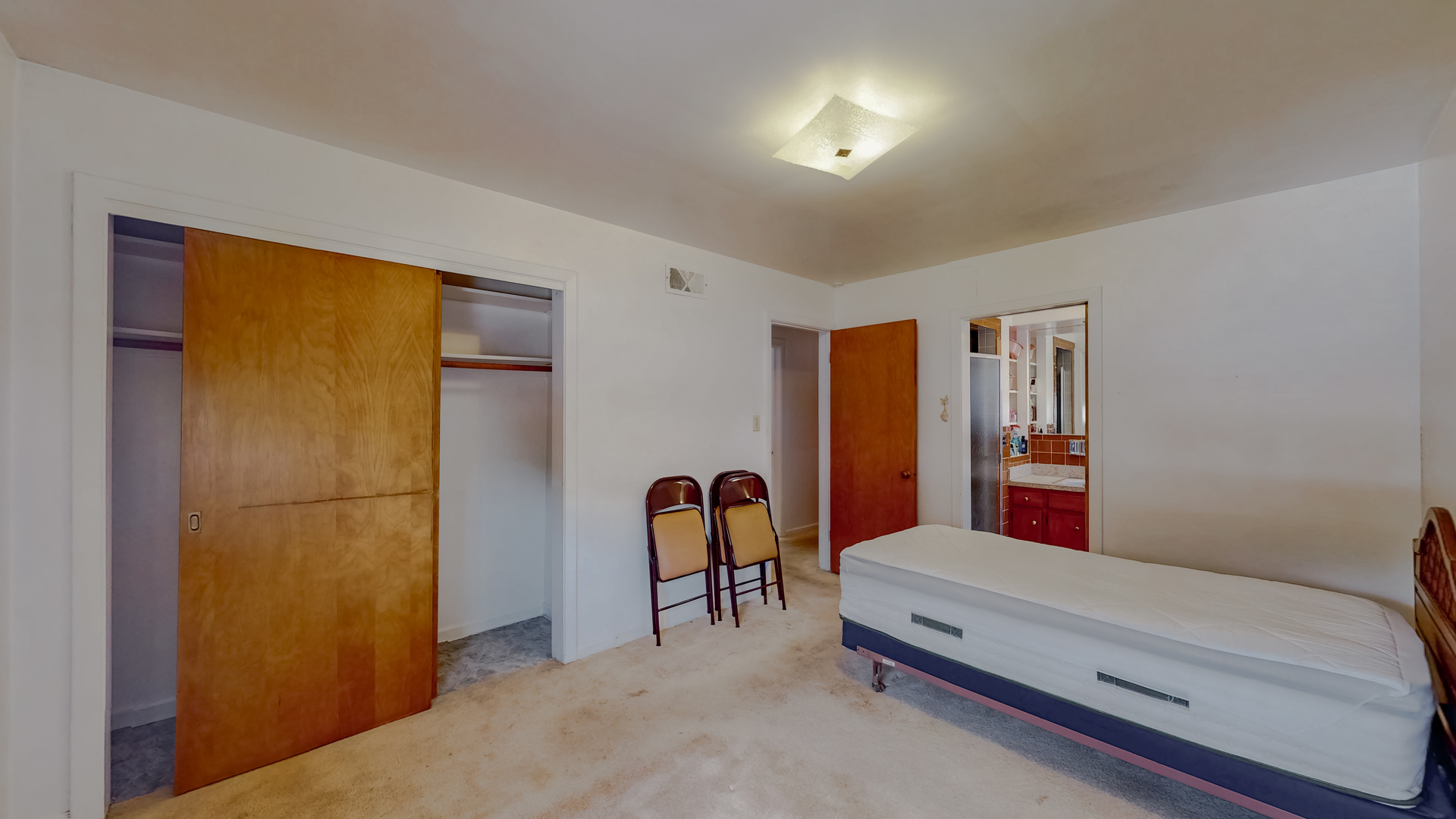 2816 W Bryn Mawr Avenue, Chicago, IL 60659