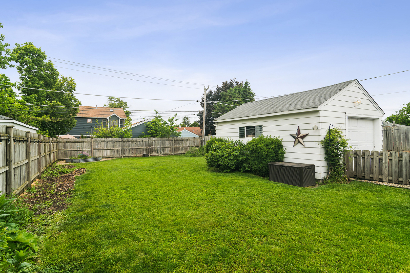 1166 Webster Lane, Des Plaines, IL 60016