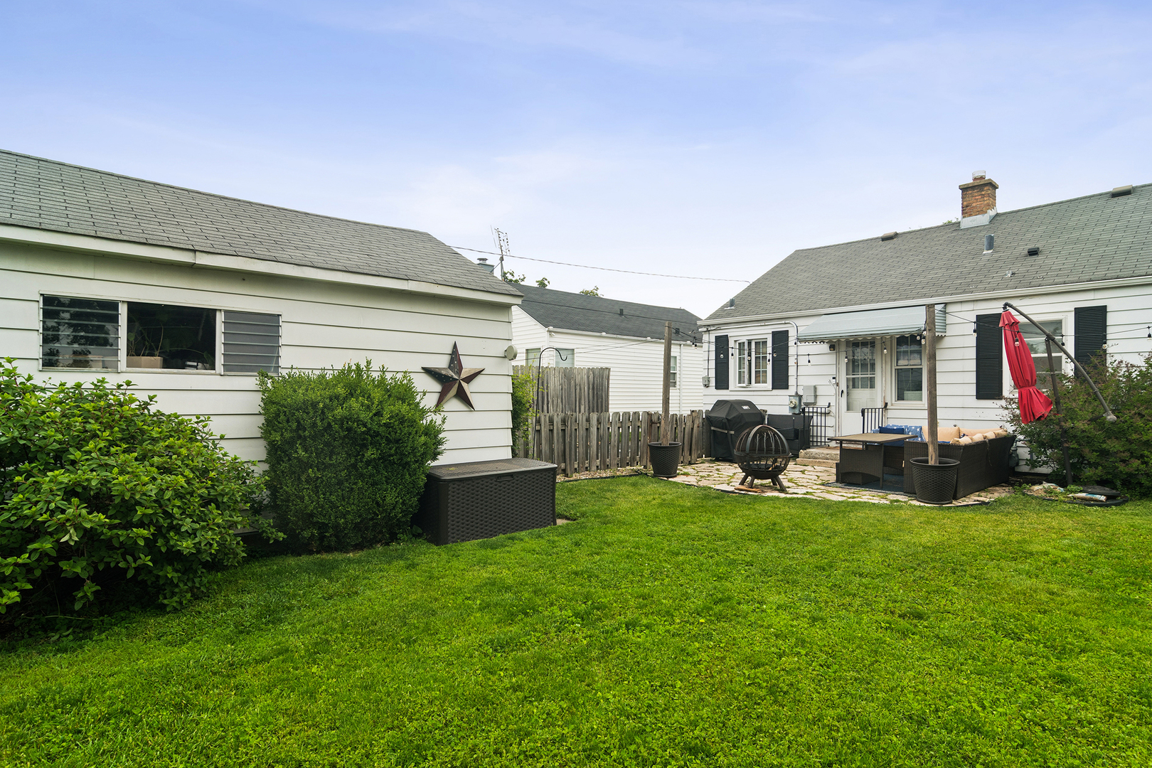 1166 Webster Lane, Des Plaines, IL 60016