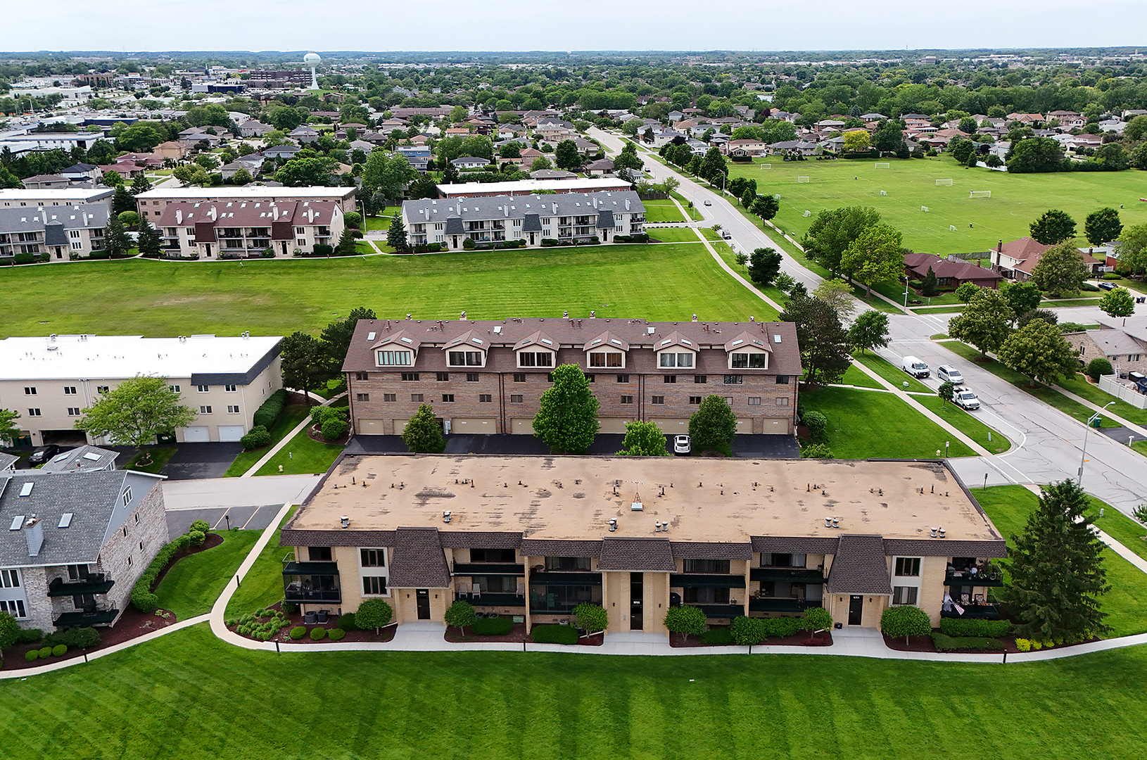 15703 Old Orchard Court #1S, Orland Park, IL 60462
