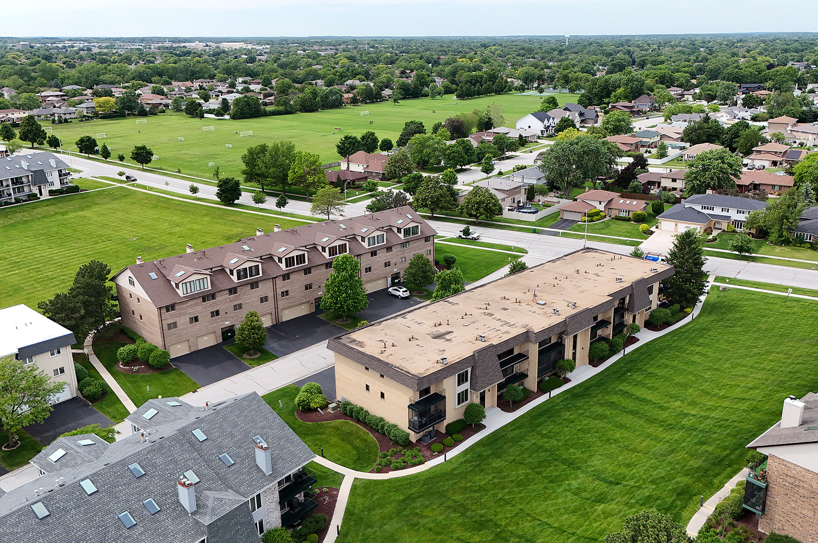 15703 Old Orchard Court #1S, Orland Park, IL 60462