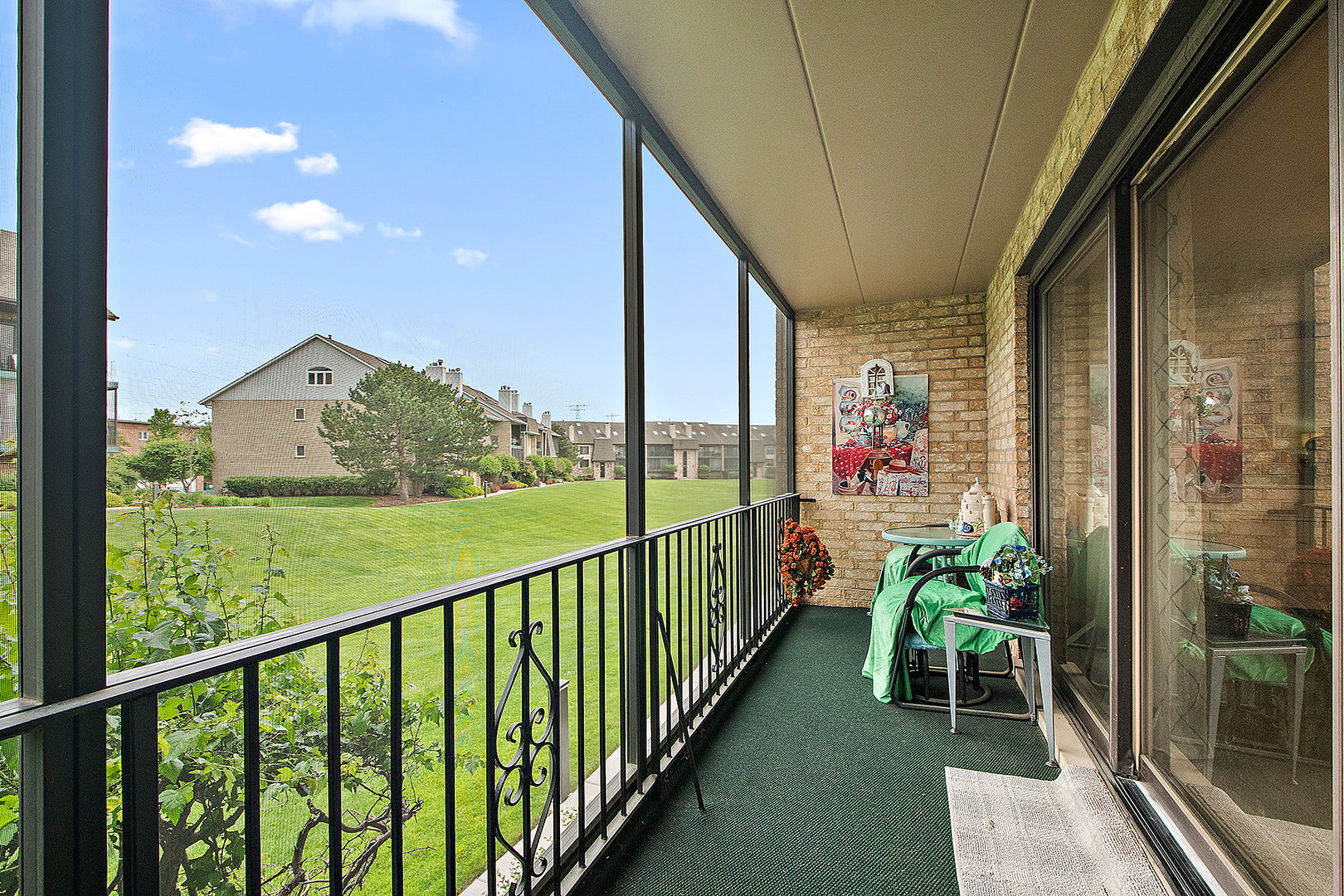 15703 Old Orchard Court #1S, Orland Park, IL 60462
