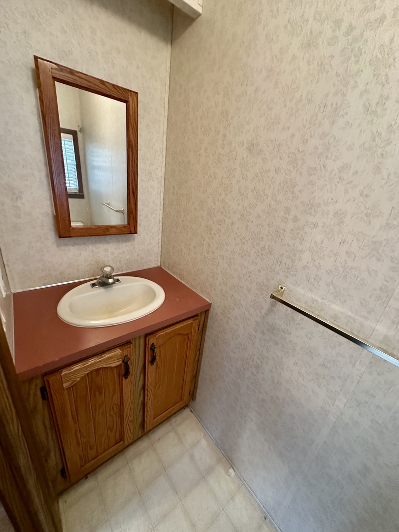 19900 128th Street #221, Bristol, WI 53104
