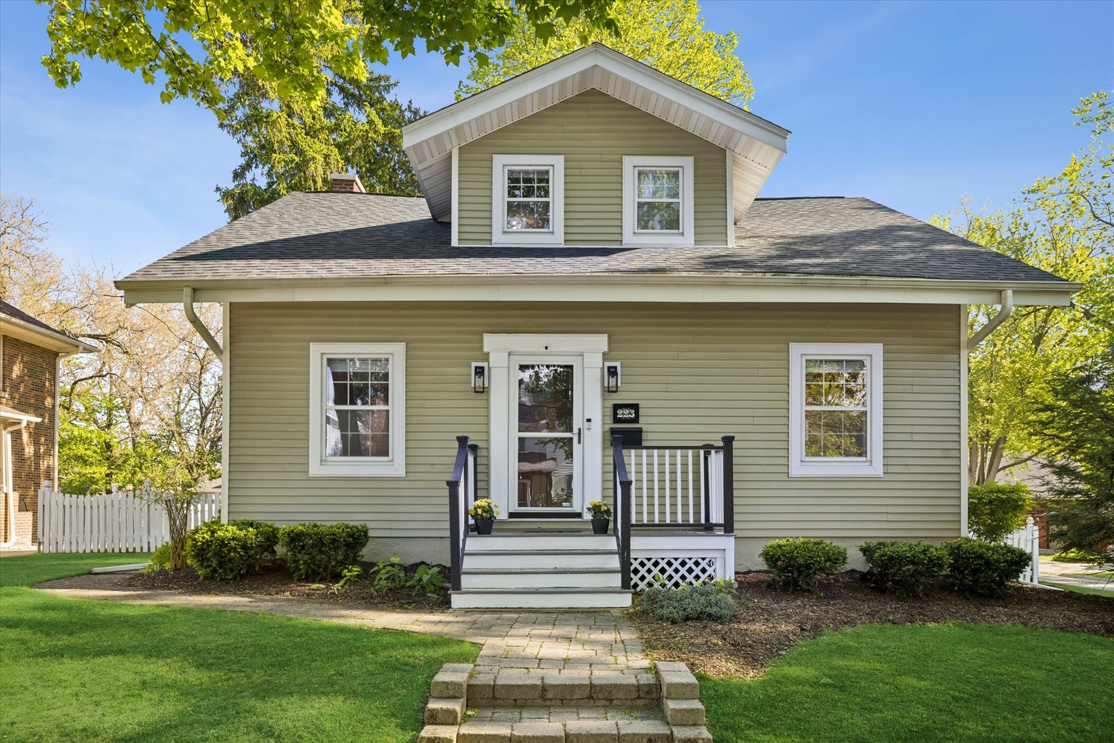 223 W Wilson Street, Palatine, IL 60067