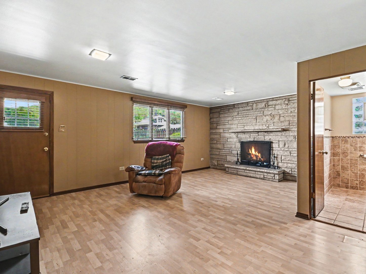 14107 S Mackinaw Avenue, Burnham, IL 60633