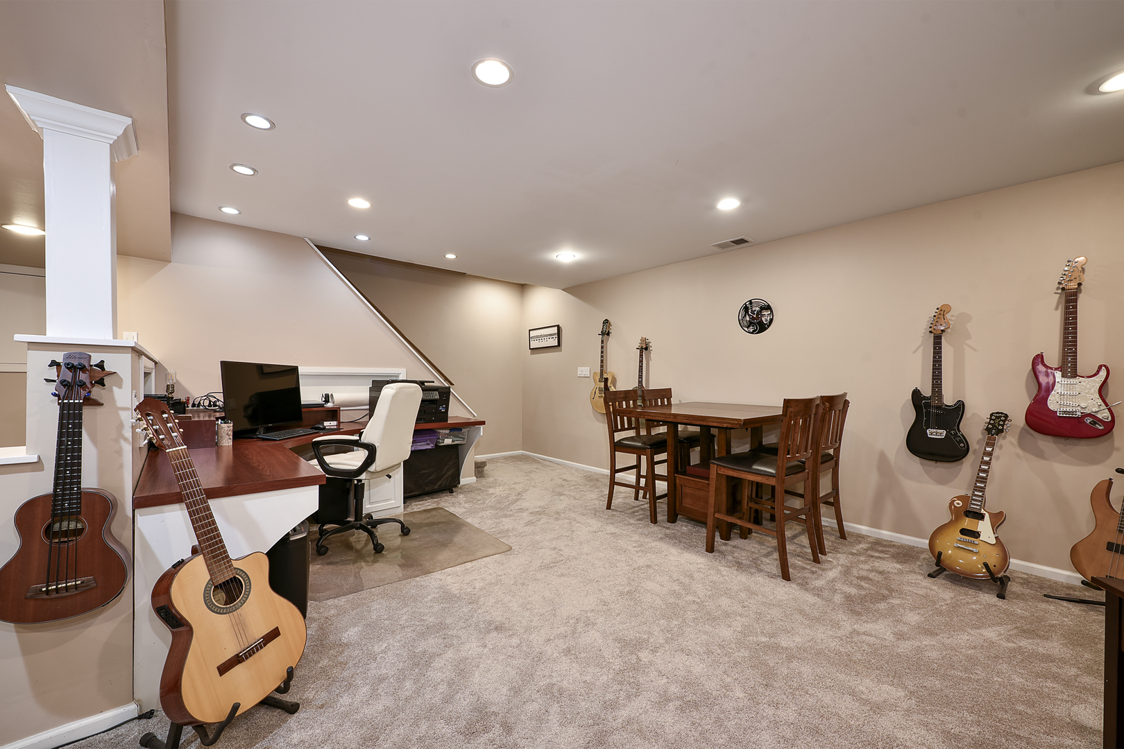 1550 Banbury Road, Inverness, IL 60067