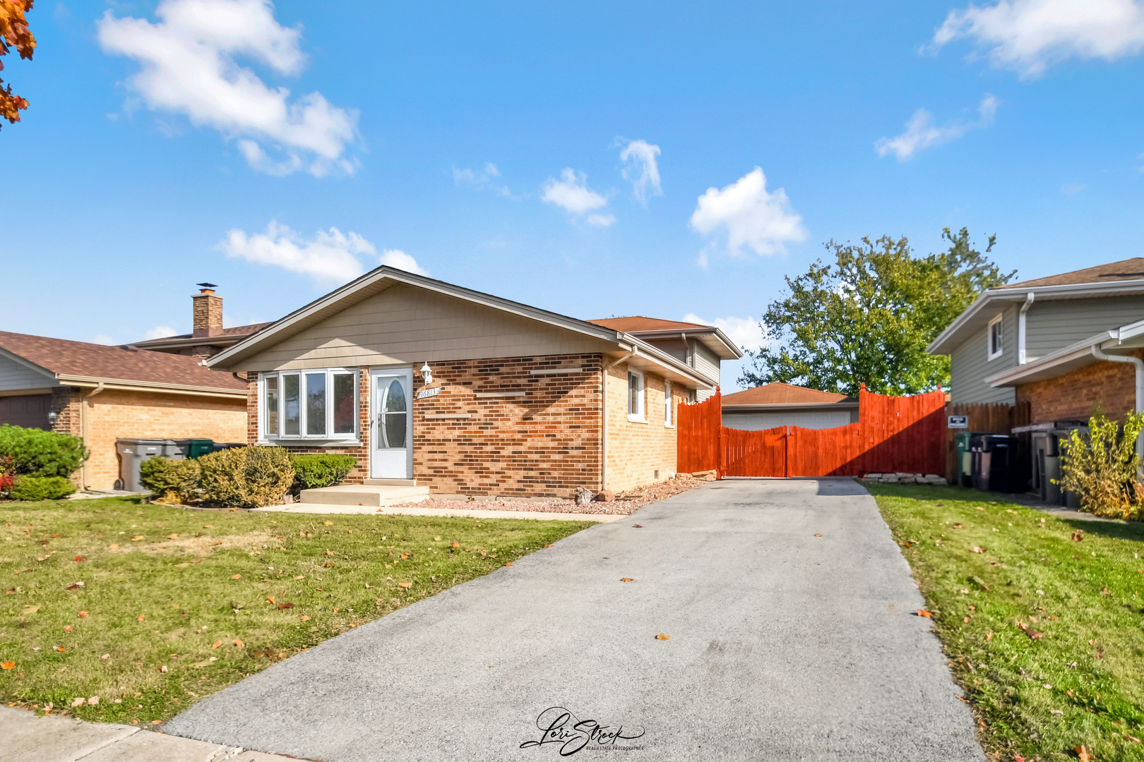 16813 89th Avenue, Orland Hills, IL 60487